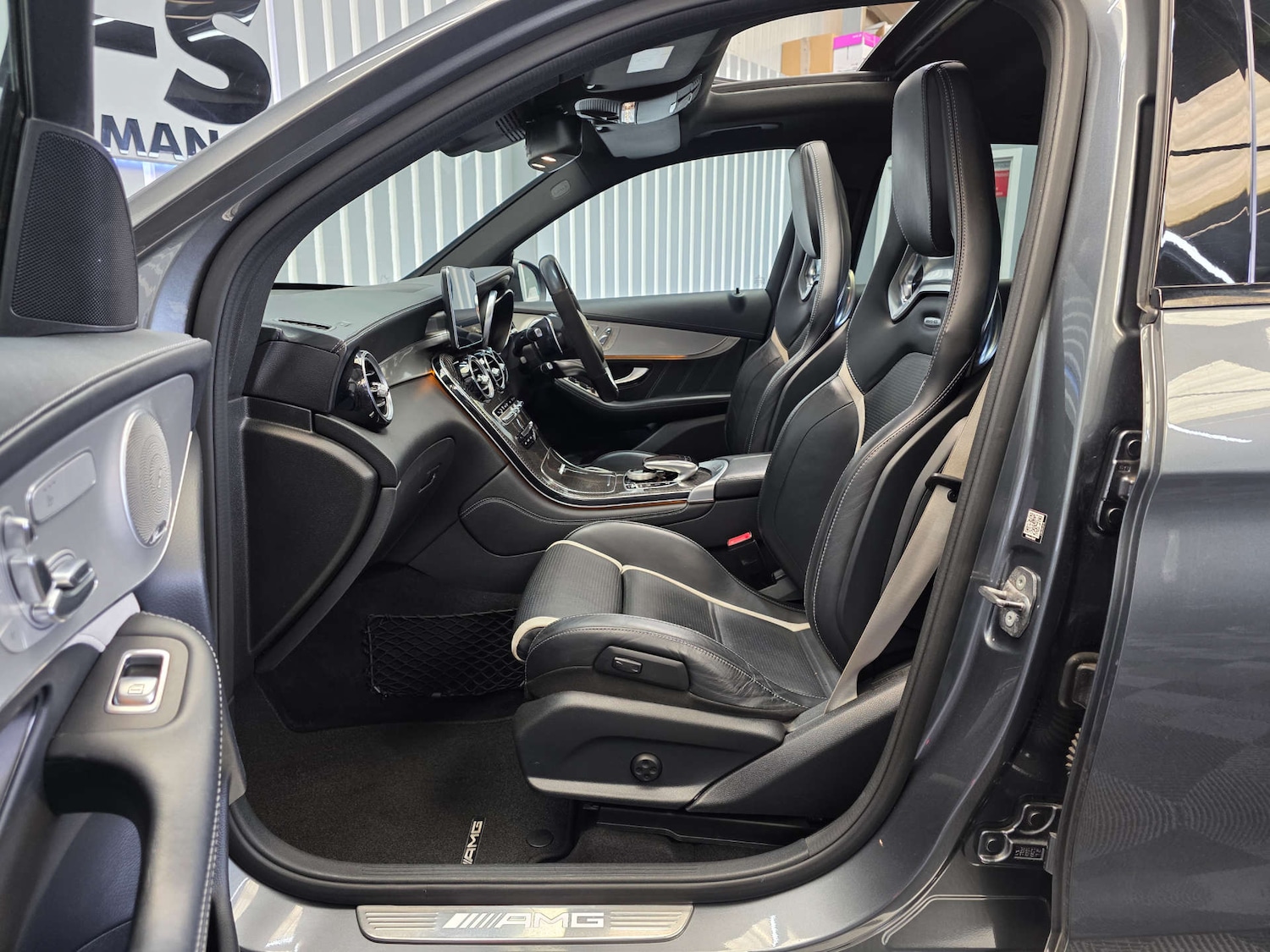 Used Mercedes-Benz GLC 2018 for sale - 76437897: Photo 39