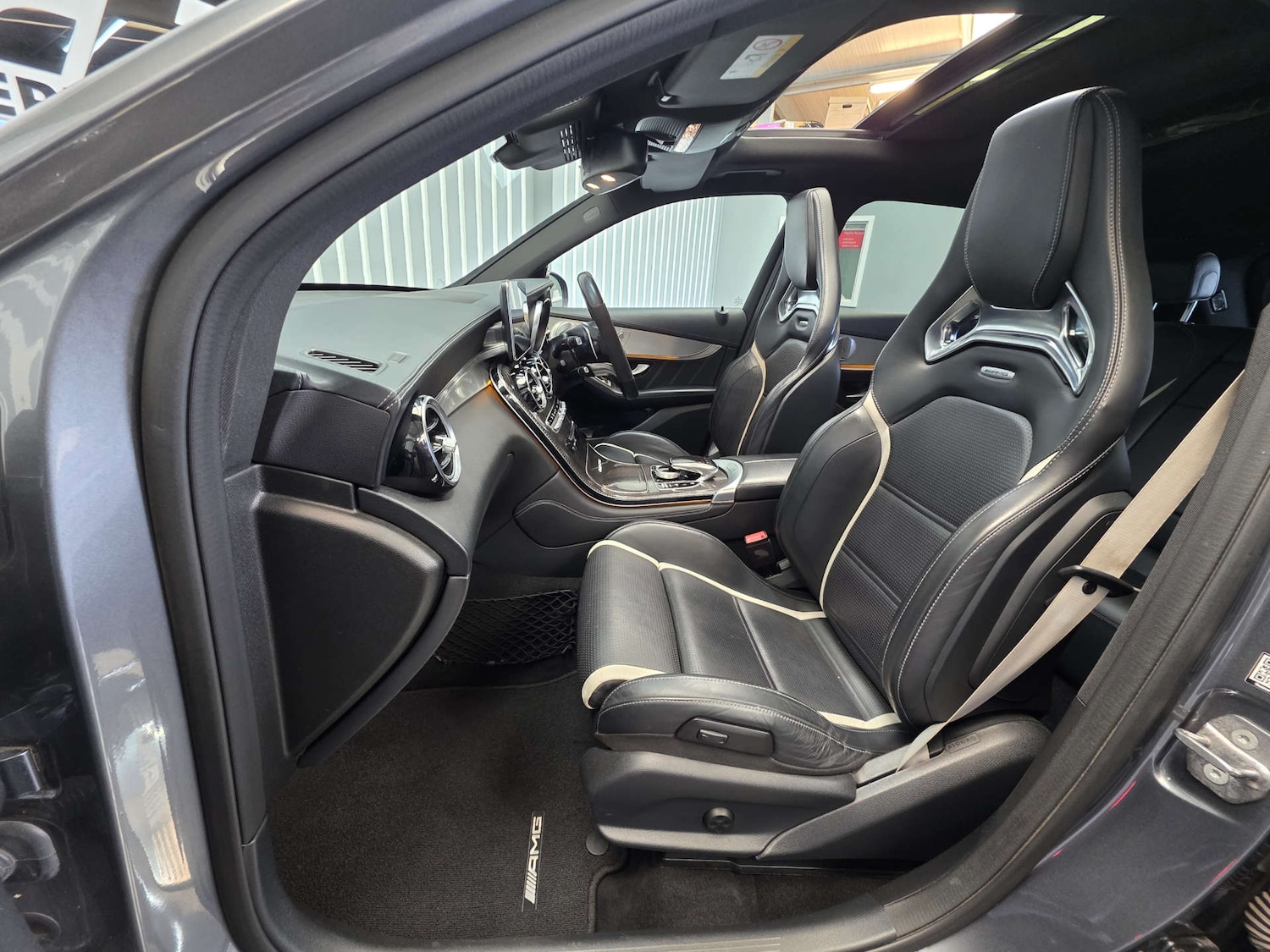 Used Mercedes-Benz GLC 2018 for sale - 76437897: Photo 9