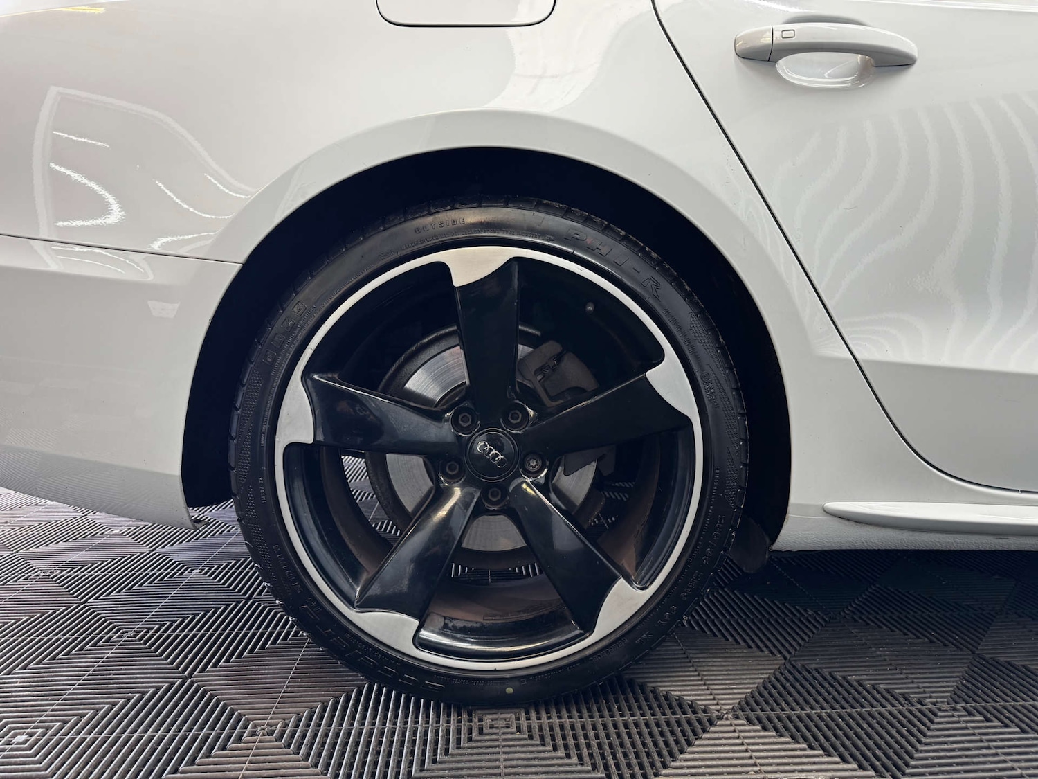 Used Audi A5 2014 for sale - 77313732: Photo 9