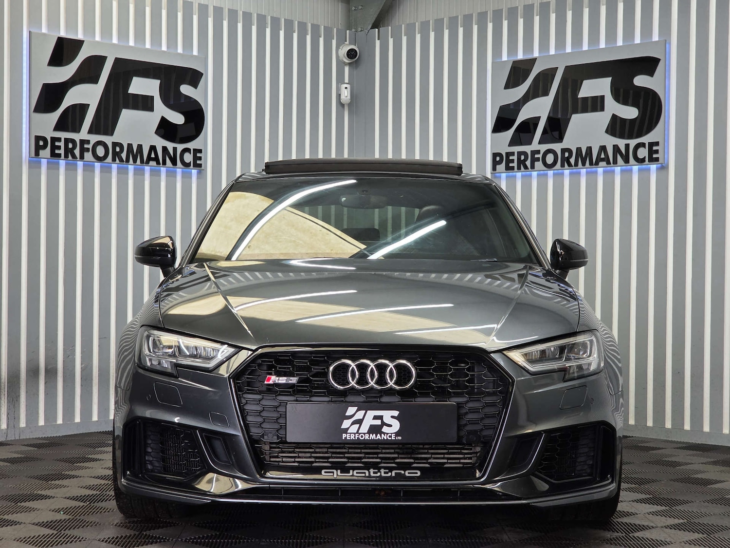 Used Audi RS3 2019 for sale - 76640028: Photo 2