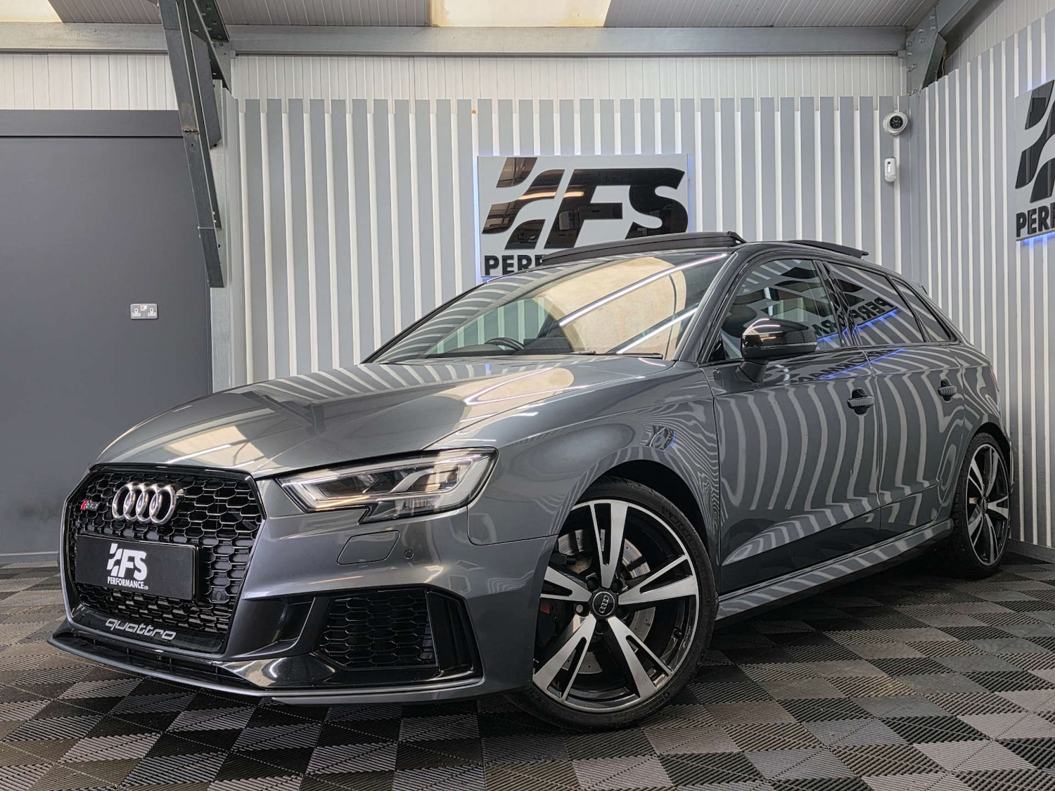 Used Audi RS3 2019 for sale - 76640028: Photo 3