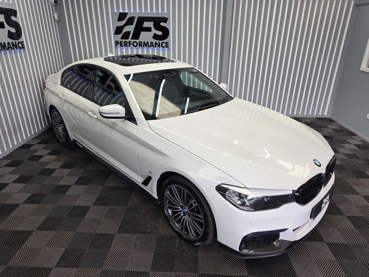 Used BMW 5 Series 2019 for sale - 76438949: Photo 13