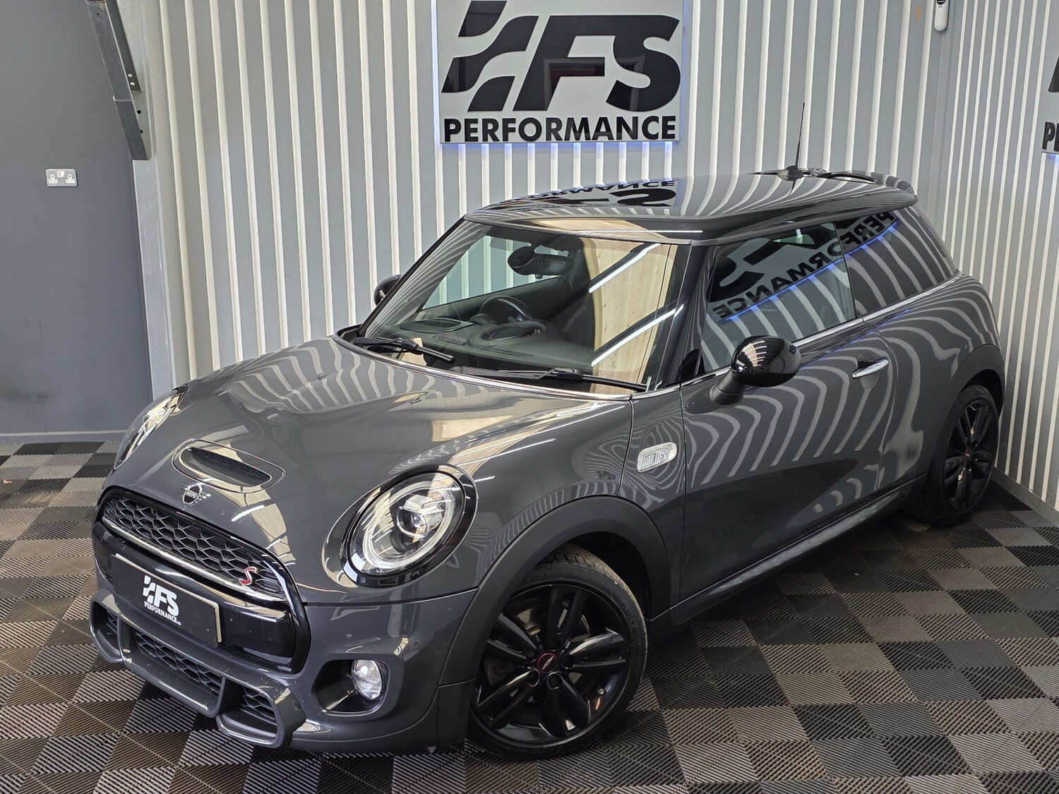 Used MINI Hatch 2018 for sale - 77583949: Photo 40
