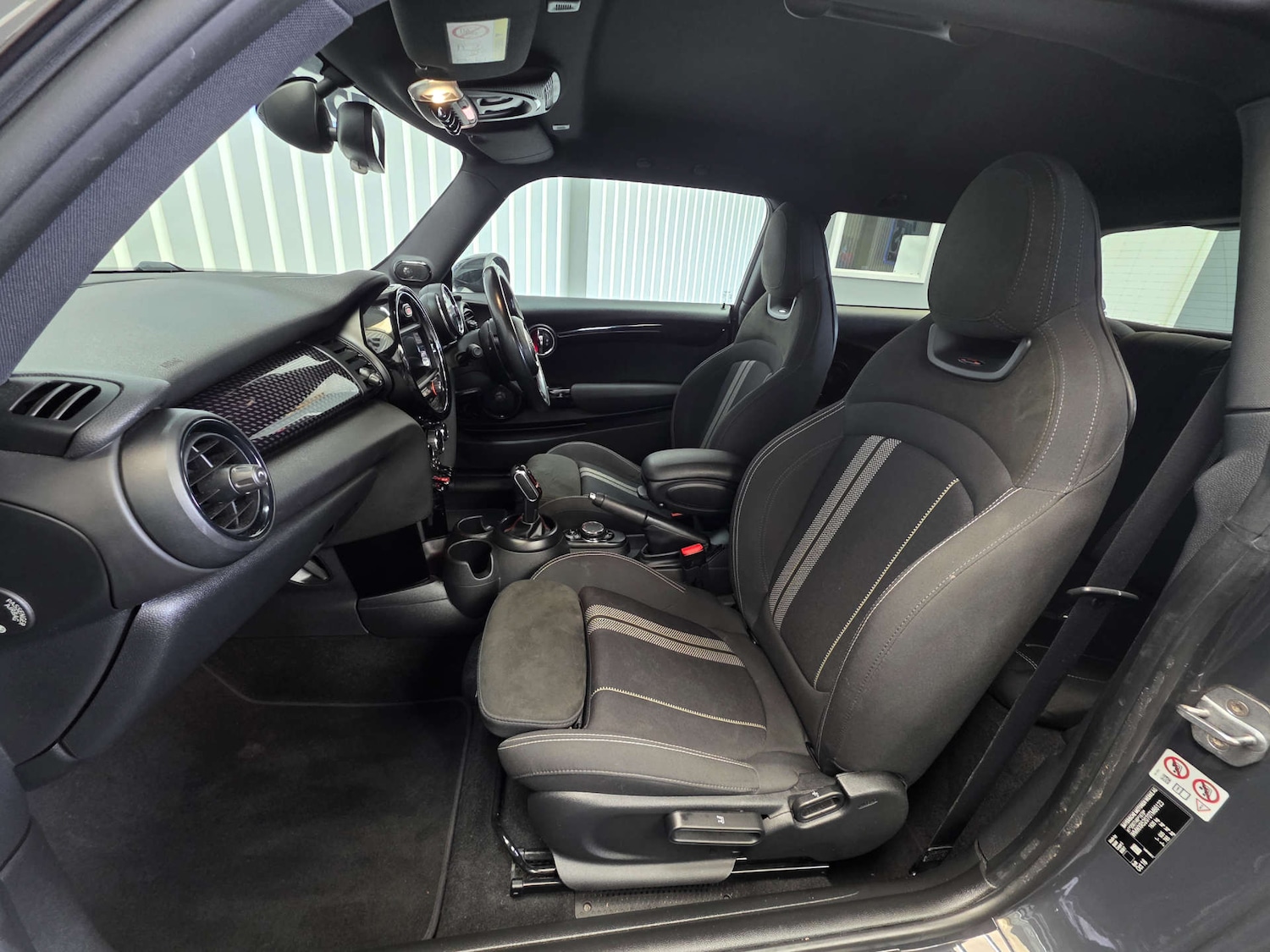 Used MINI Hatch 2018 for sale - 77583949: Photo 9