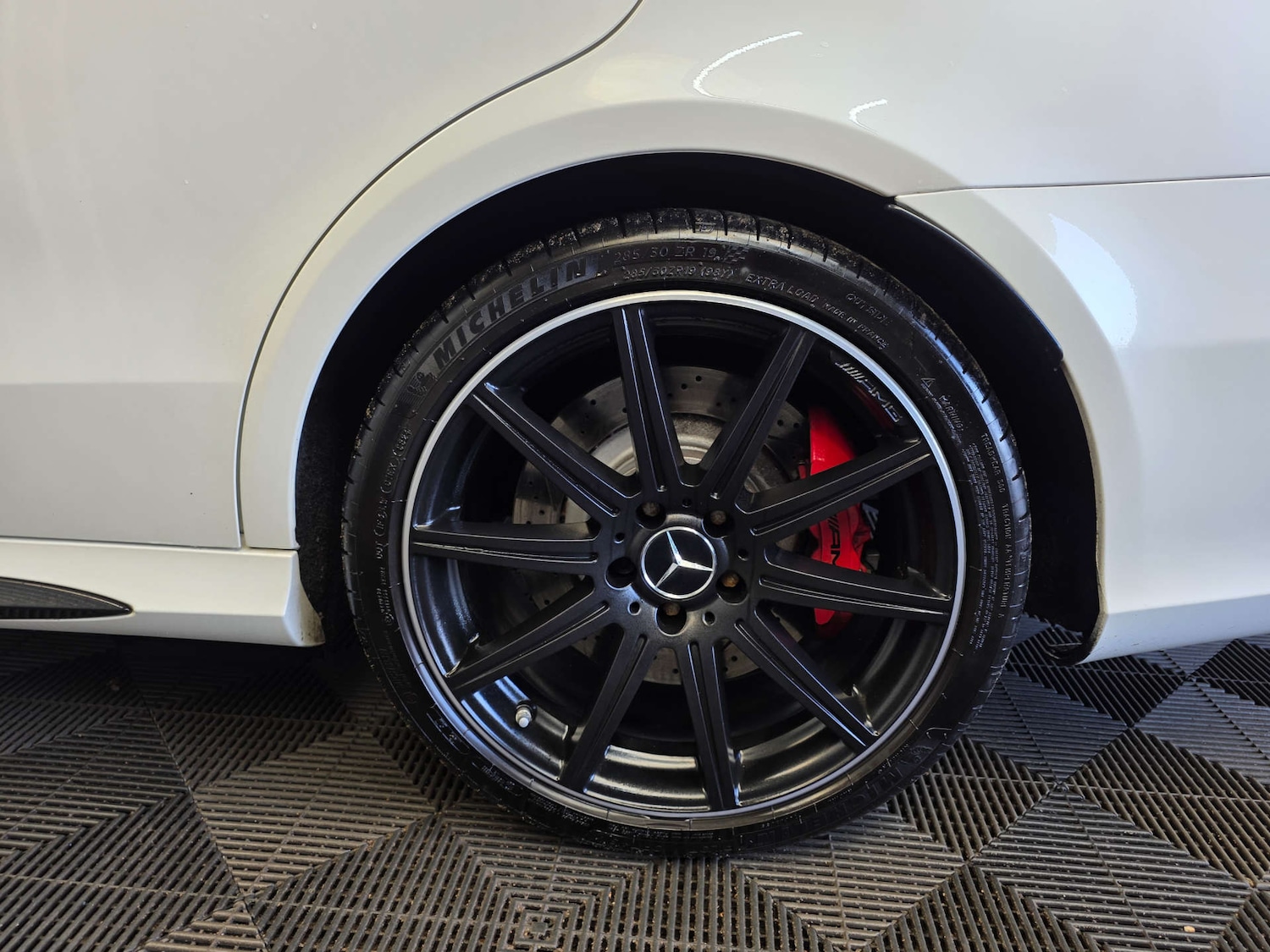 Used Mercedes-Benz E Class 2013 for sale - 77758673: Photo 25