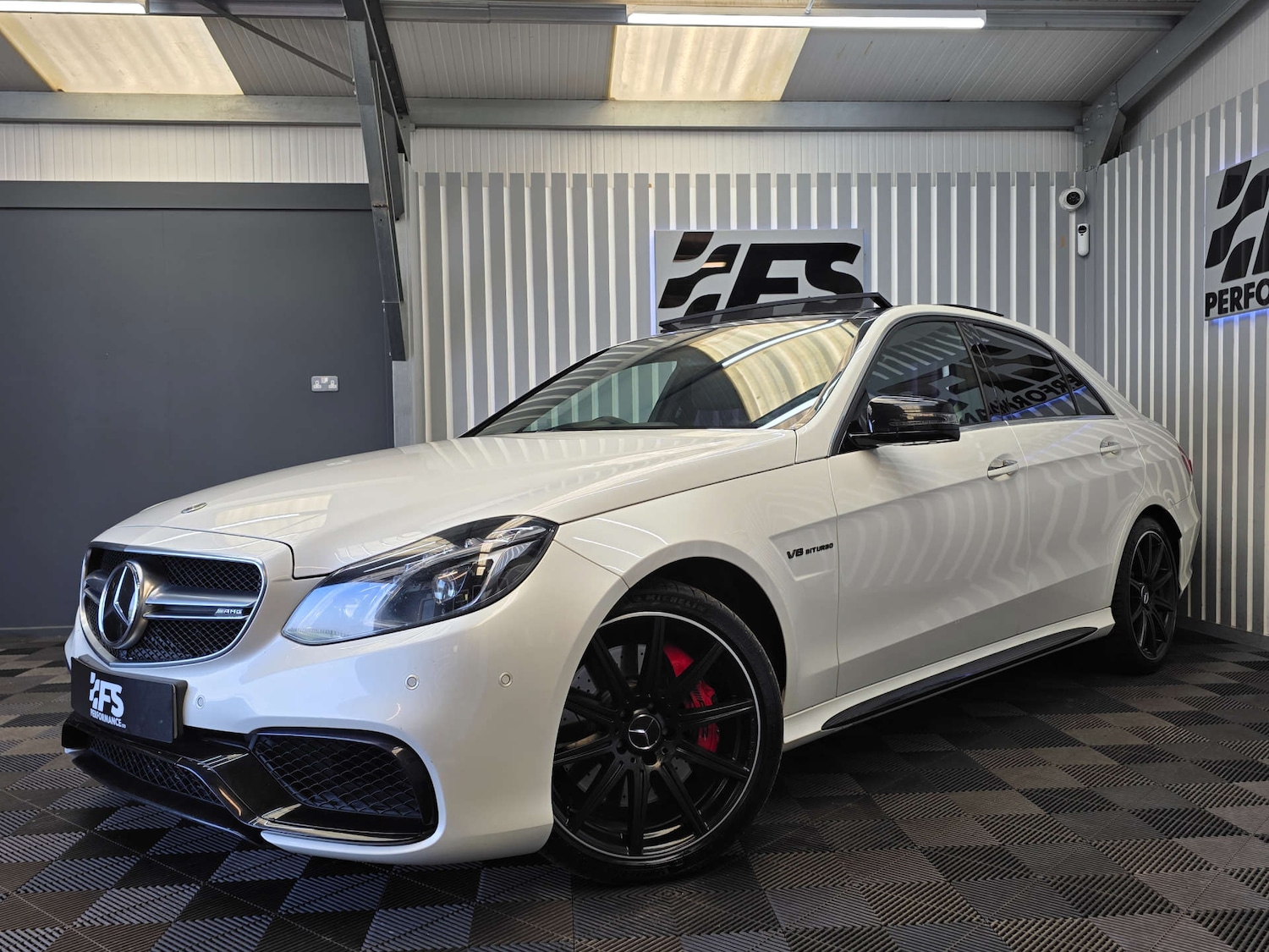 Used Mercedes-Benz E Class 2013 for sale - 77758673: Photo 3