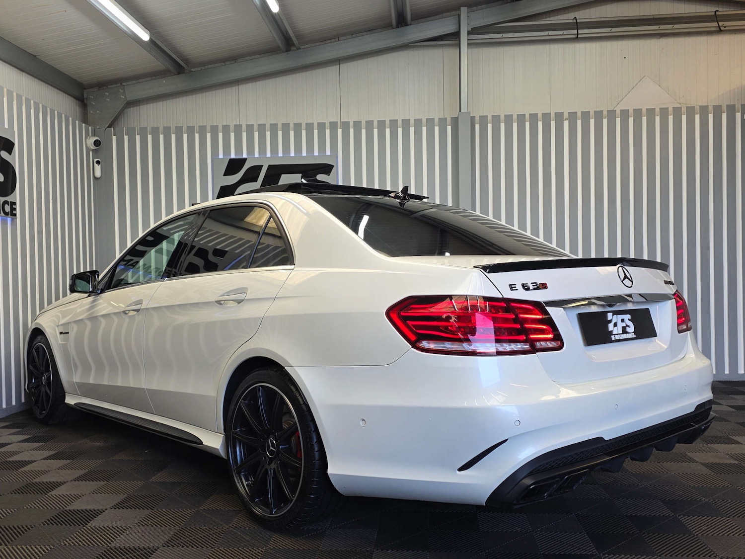 Used Mercedes-Benz E Class 2013 for sale - 77758673: Photo 37