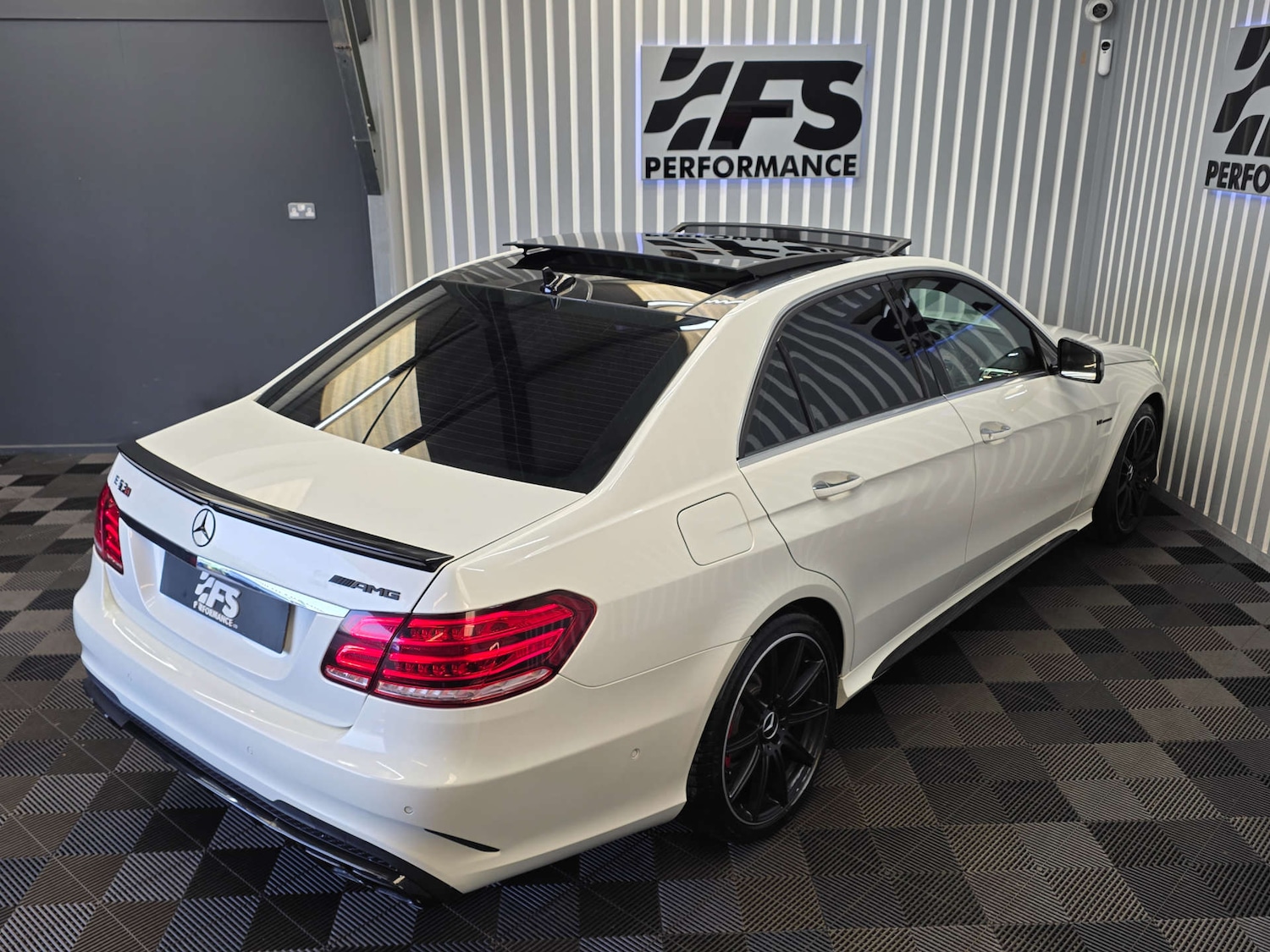 Used Mercedes-Benz E Class 2013 for sale - 77758673: Photo 50