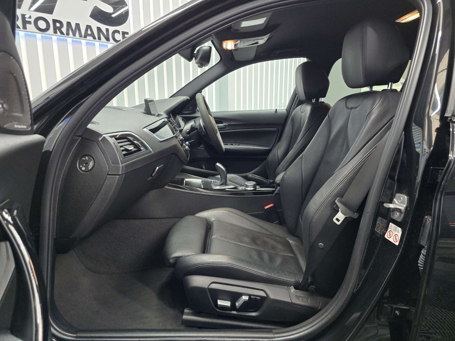 Used BMW 1 Series 2018 for sale - 77643195: Photo 38