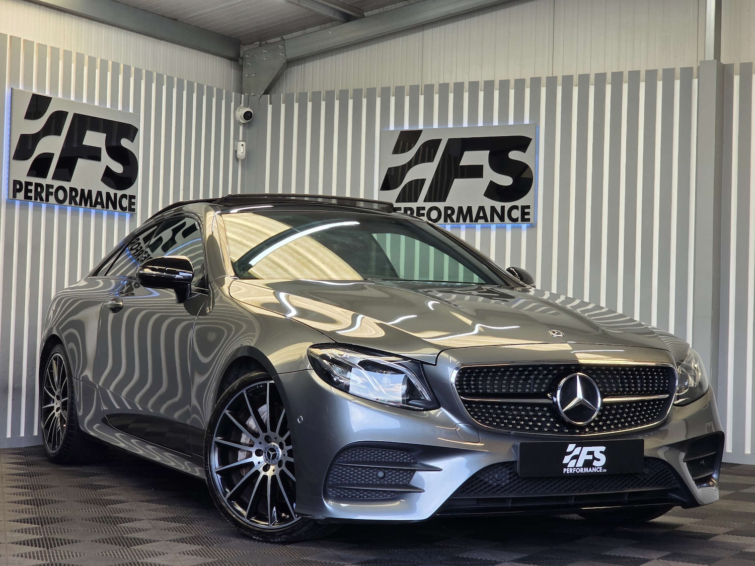 Used Mercedes-Benz E-Class 2018 for sale - 76144448: Photo 1