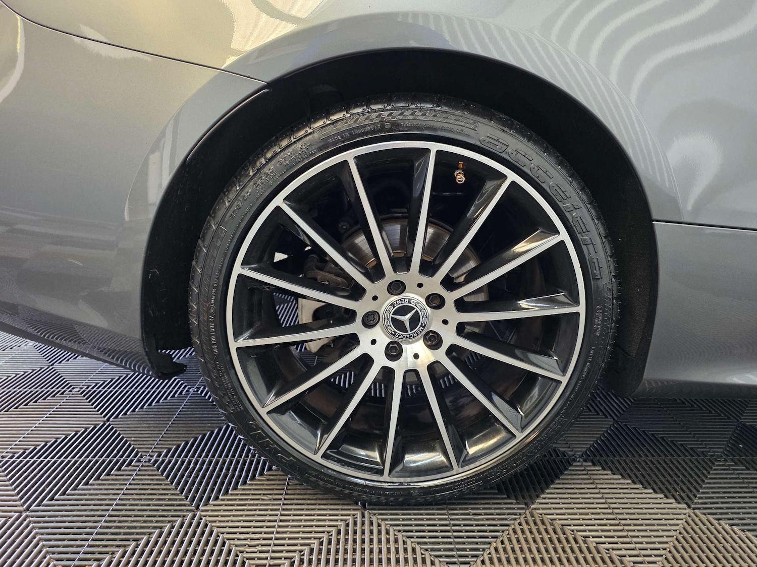 Used Mercedes-Benz E-Class 2018 for sale - 76144448: Photo 29