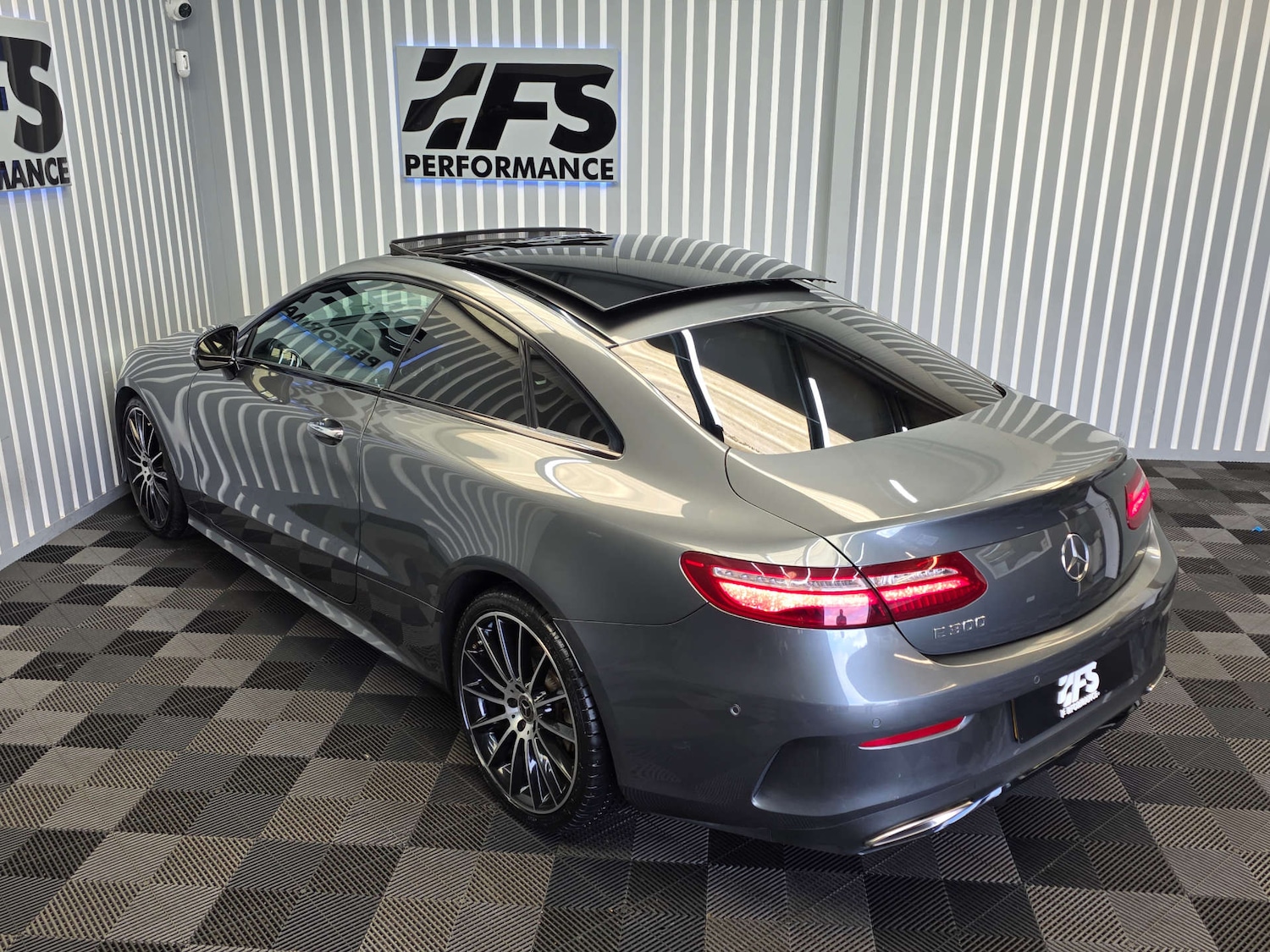 Used Mercedes-Benz E-Class 2018 for sale - 76144448: Photo 40