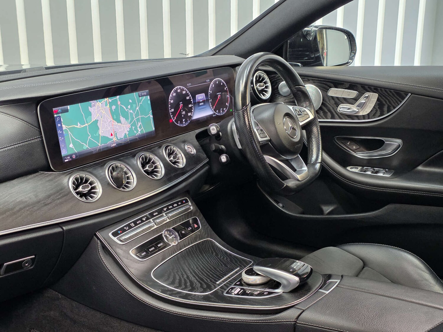 Used Mercedes-Benz E-Class 2018 for sale - 76144448: Photo 44