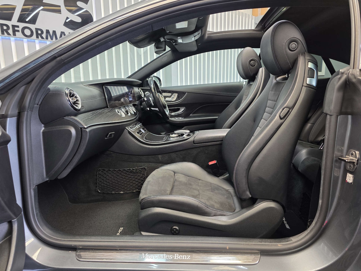 Used Mercedes-Benz E-Class 2018 for sale - 76144448: Photo 45