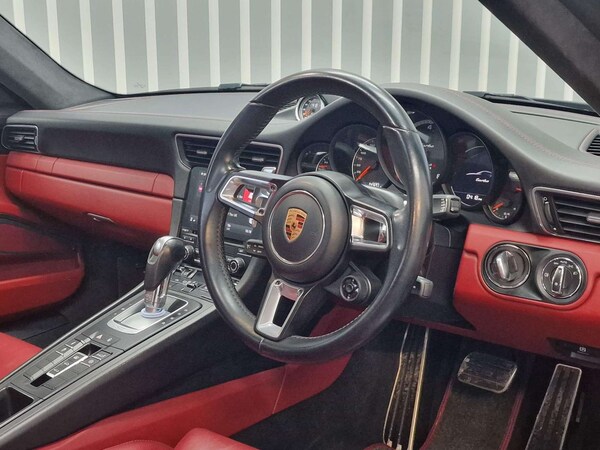 Used Porsche 911 2016 for sale - 69888119: Photo 50
