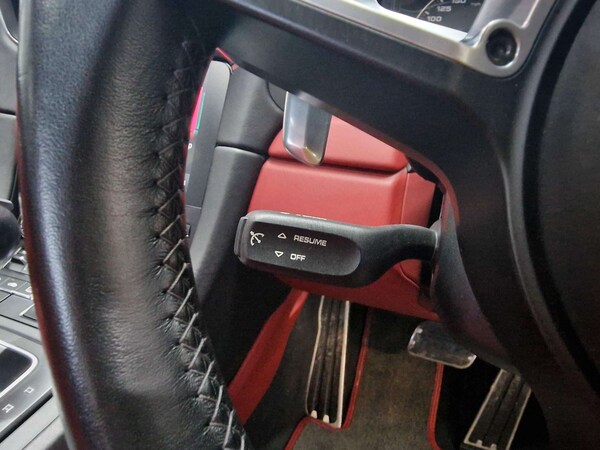 Used Porsche 911 2016 for sale - 69888119: Photo 52