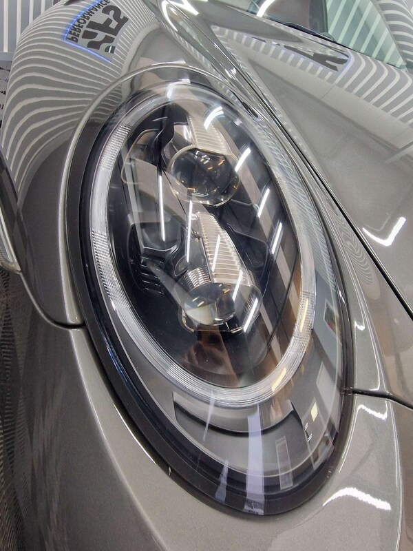Used Porsche 911 2016 for sale - 69888119: Photo 53