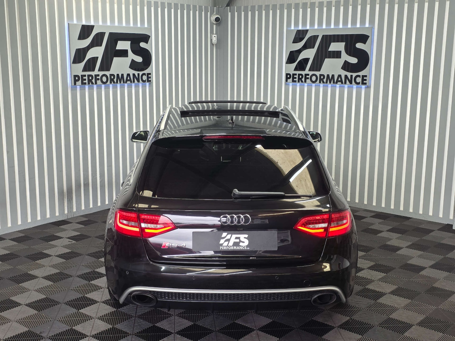 Used Audi RS4 2013 for sale - 76082863: Photo 19