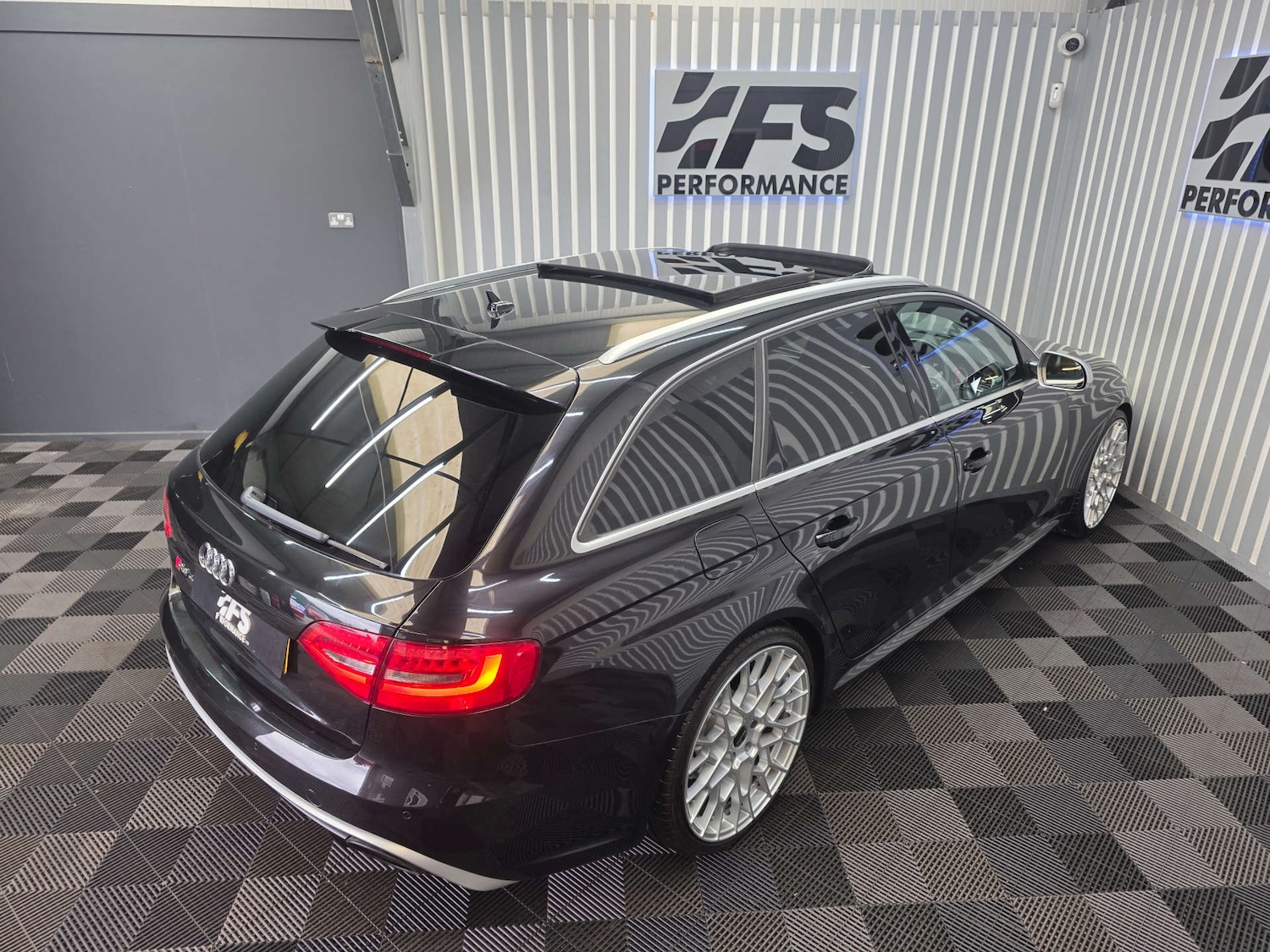 Used Audi RS4 2013 for sale - 76082863: Photo 20