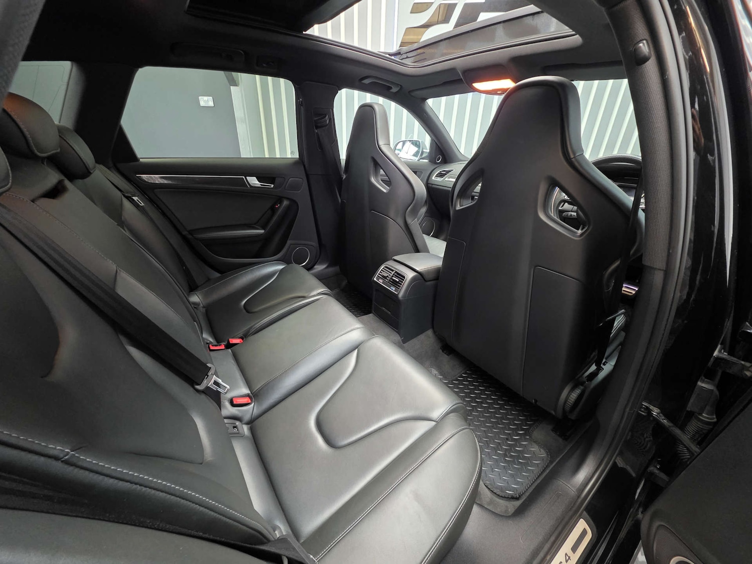 Used Audi RS4 2013 for sale - 76082863: Photo 21