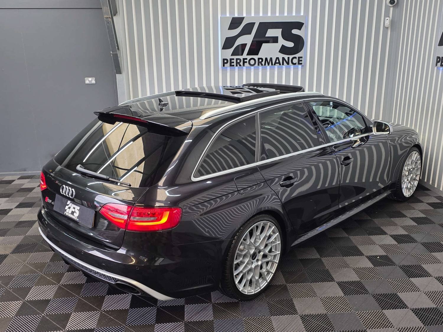 Used Audi RS4 2013 for sale - 76082863: Photo 39