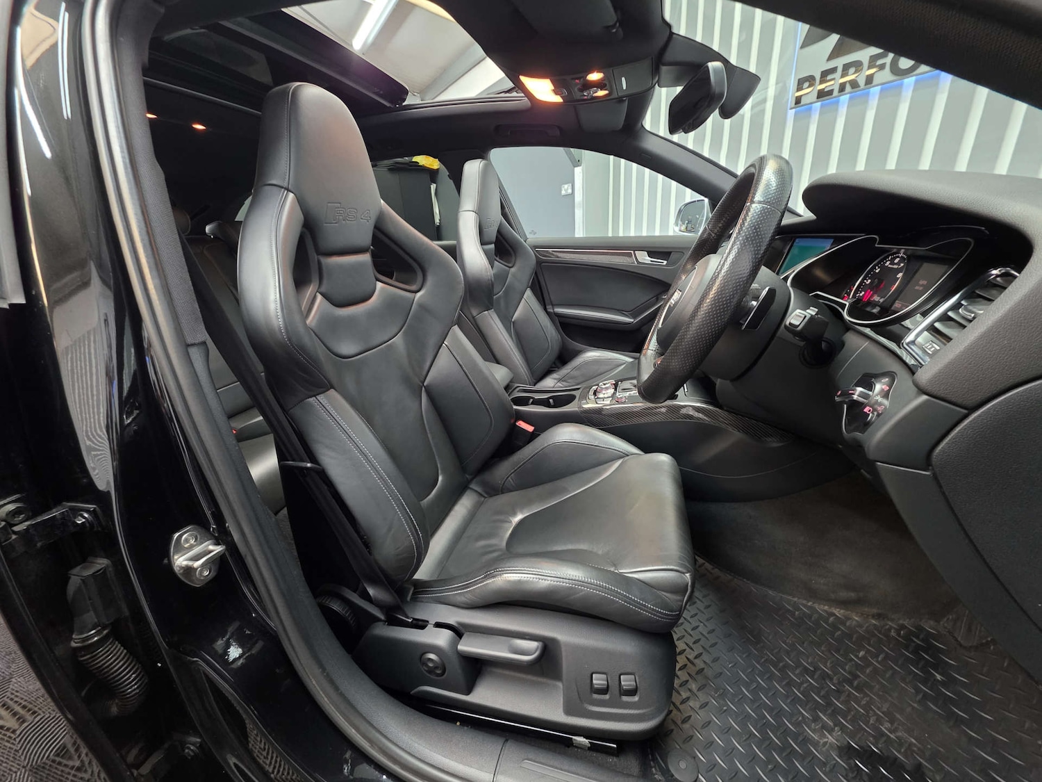 Used Audi RS4 2013 for sale - 76082863: Photo 7