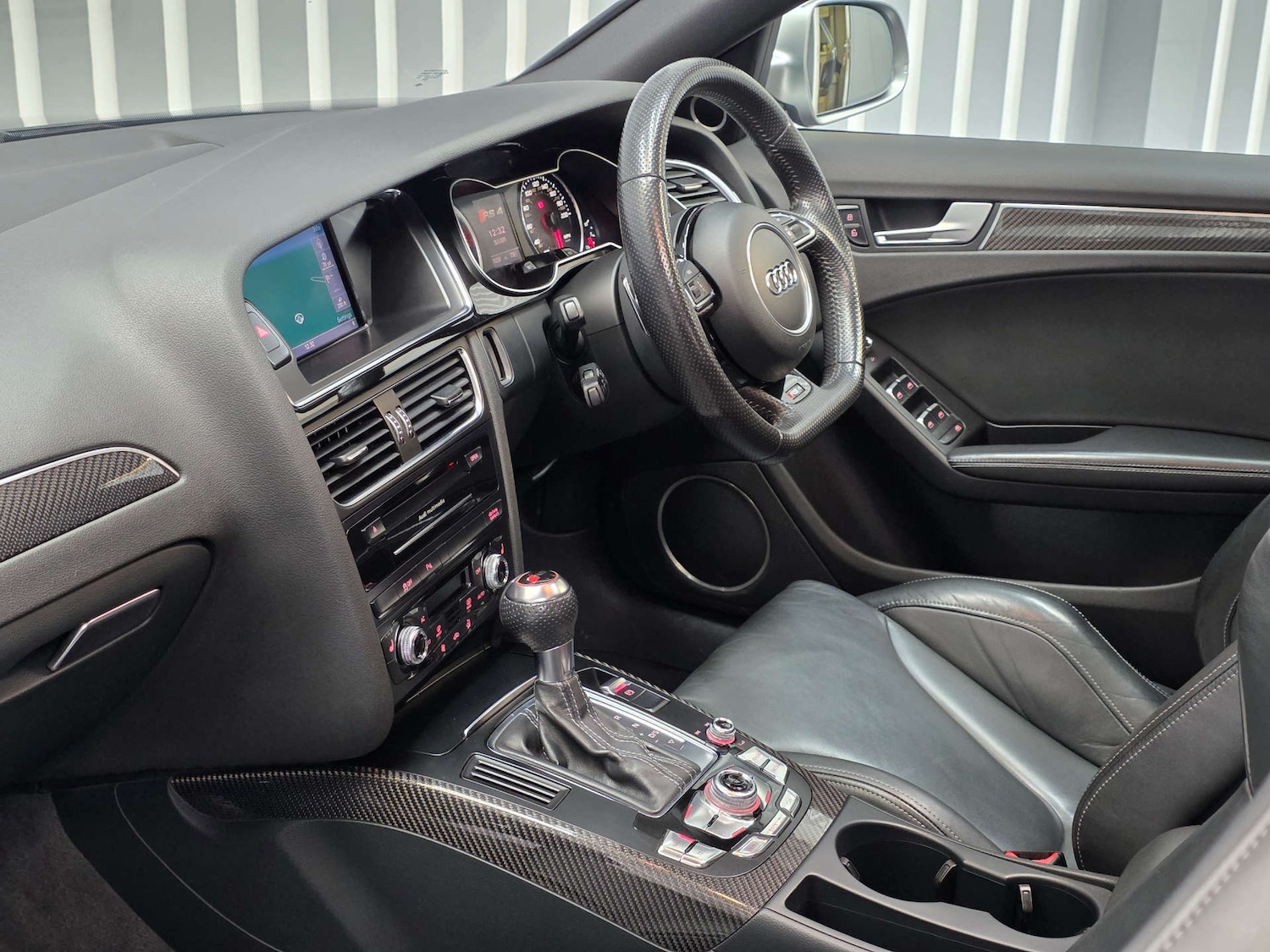 Used Audi RS4 2013 for sale - 76082863: Photo 8