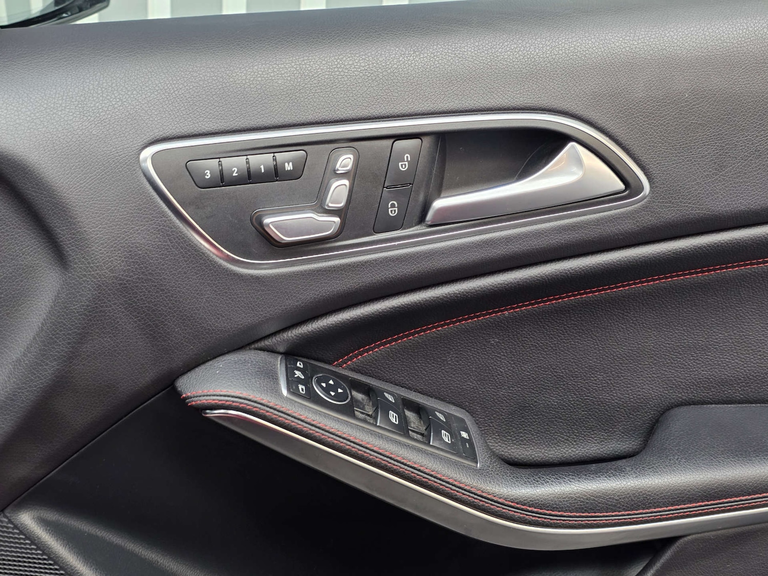 Used Mercedes-Benz A-Class 2016 for sale - 77989989: Photo 12