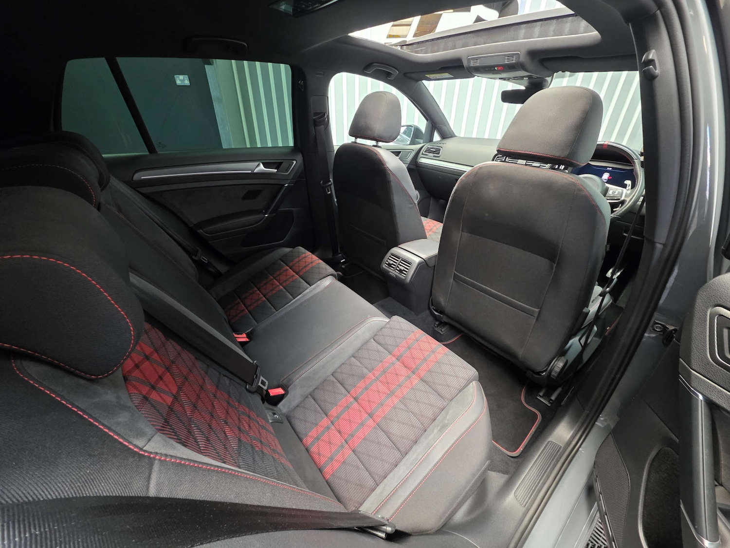 Used Volkswagen Golf 2019 for sale - 76601633: Photo 20