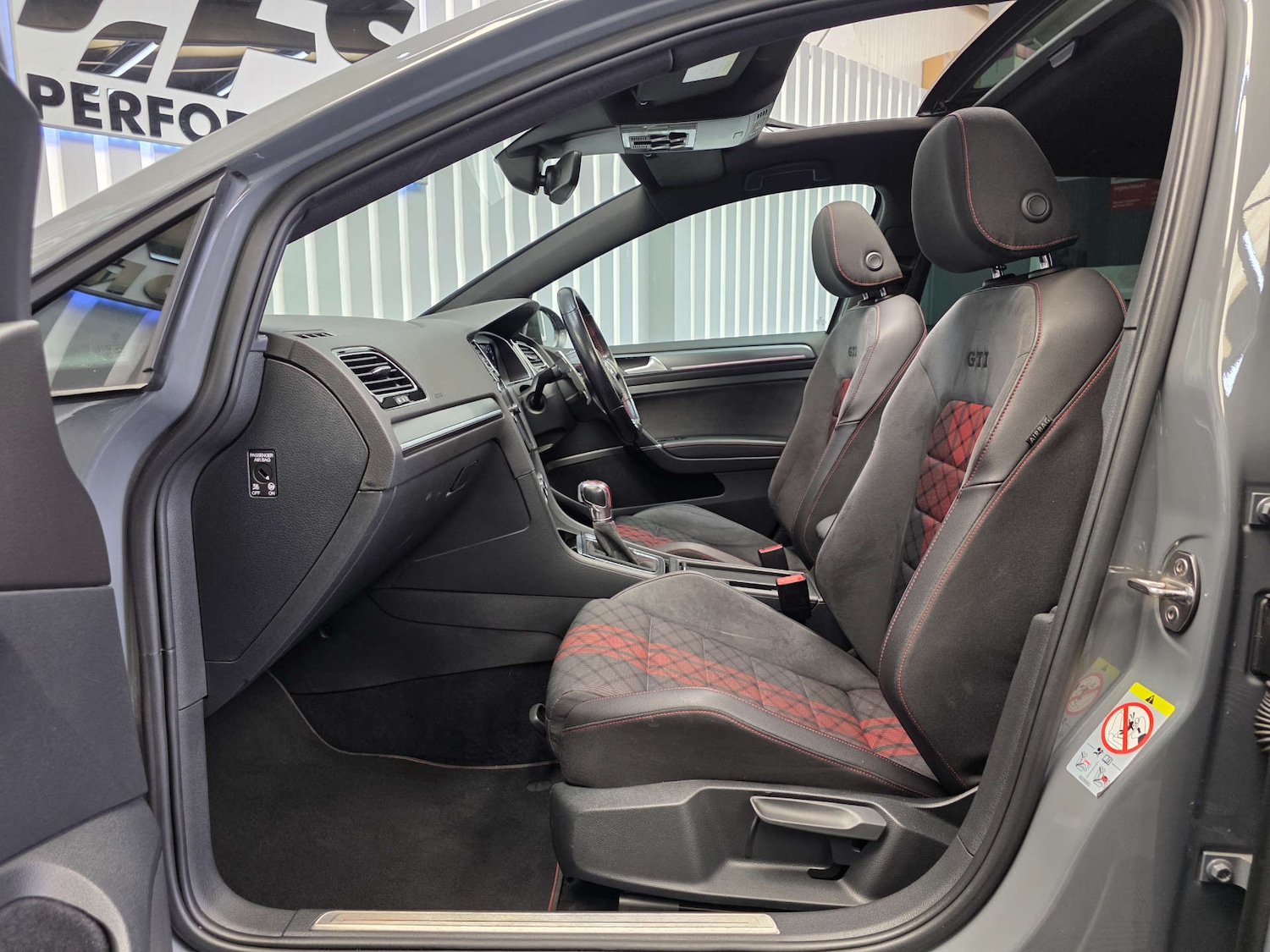 Used Volkswagen Golf 2019 for sale - 76601633: Photo 39