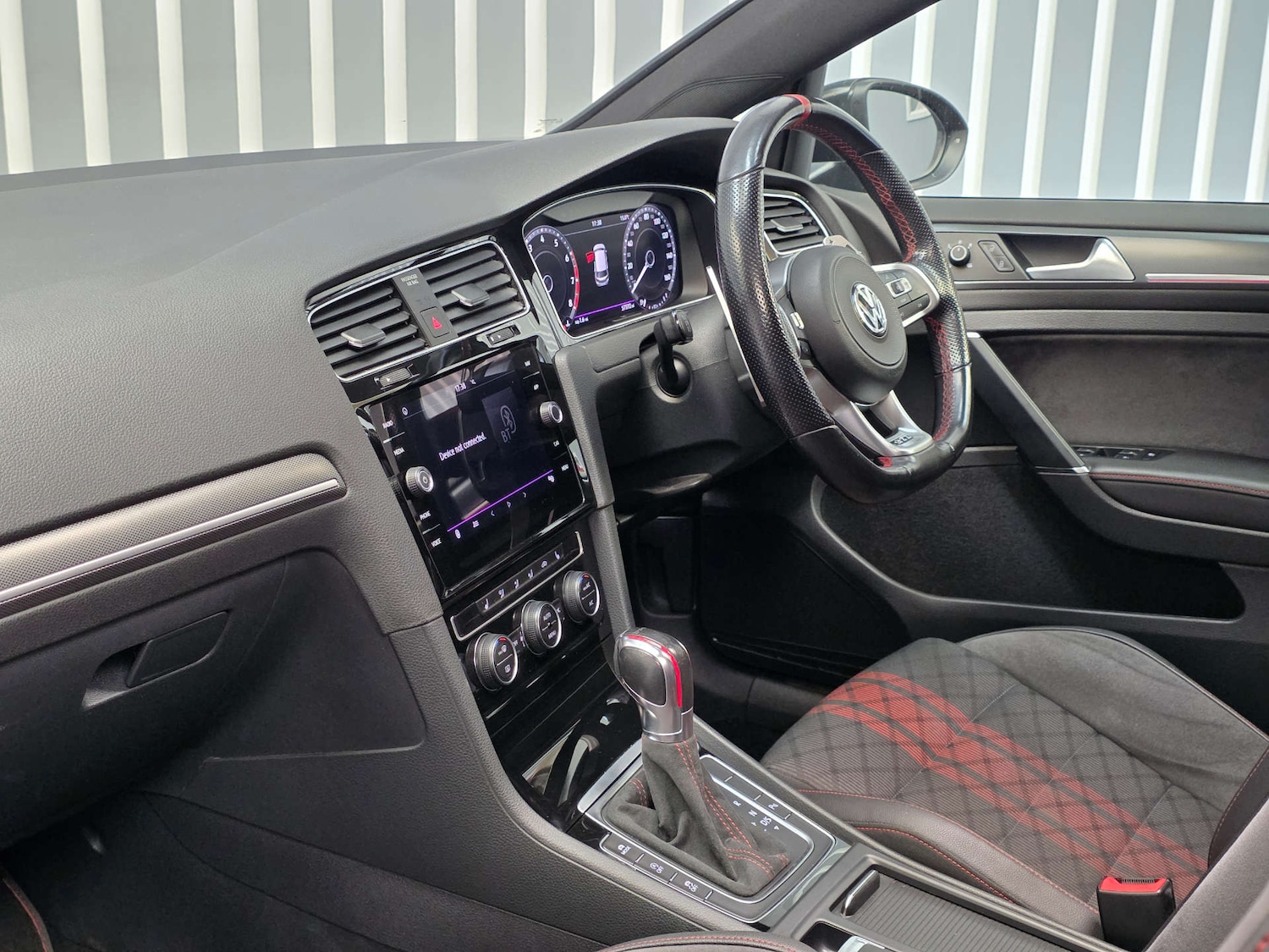 Used Volkswagen Golf 2019 for sale - 76601633: Photo 8