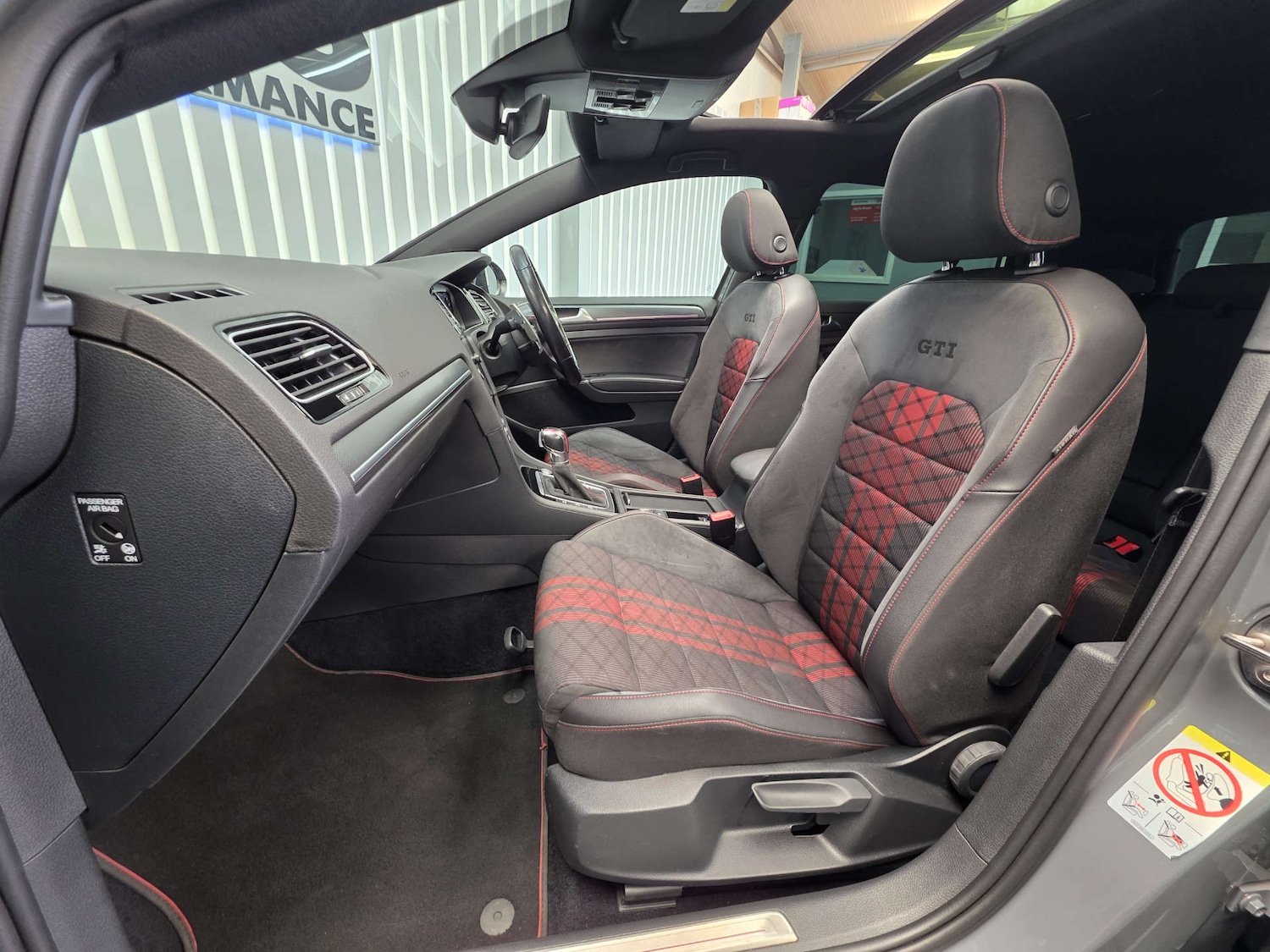 Used Volkswagen Golf 2019 for sale - 76601633: Photo 9