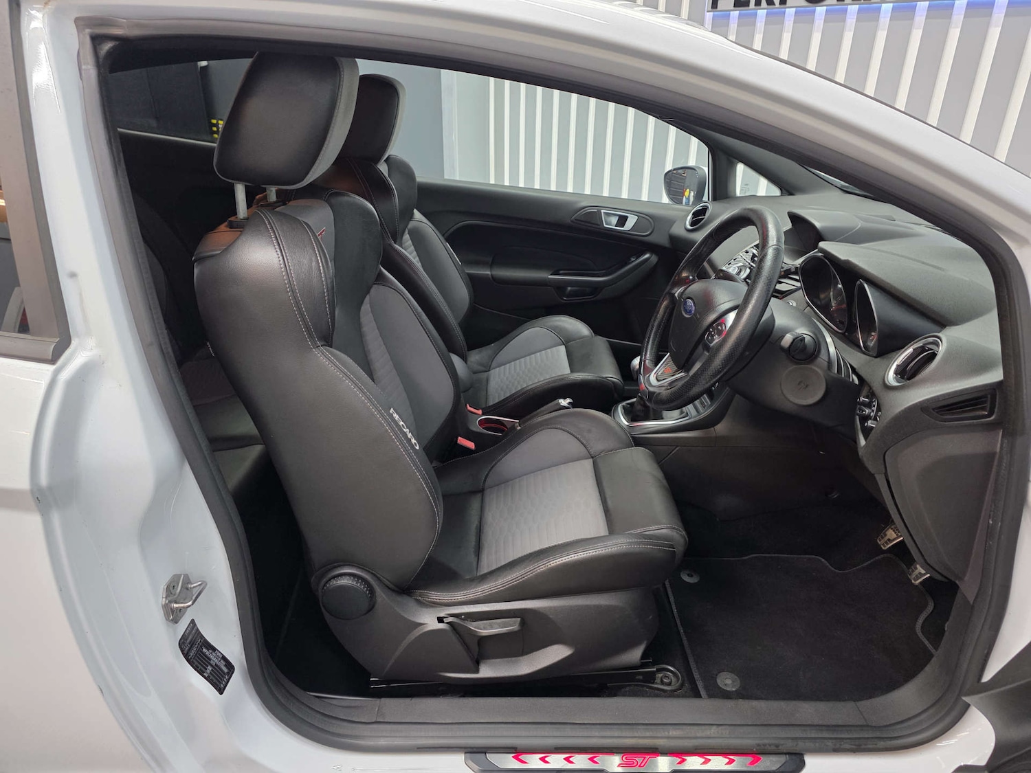 Used Ford Fiesta 2017 for sale - 77613776: Photo 19