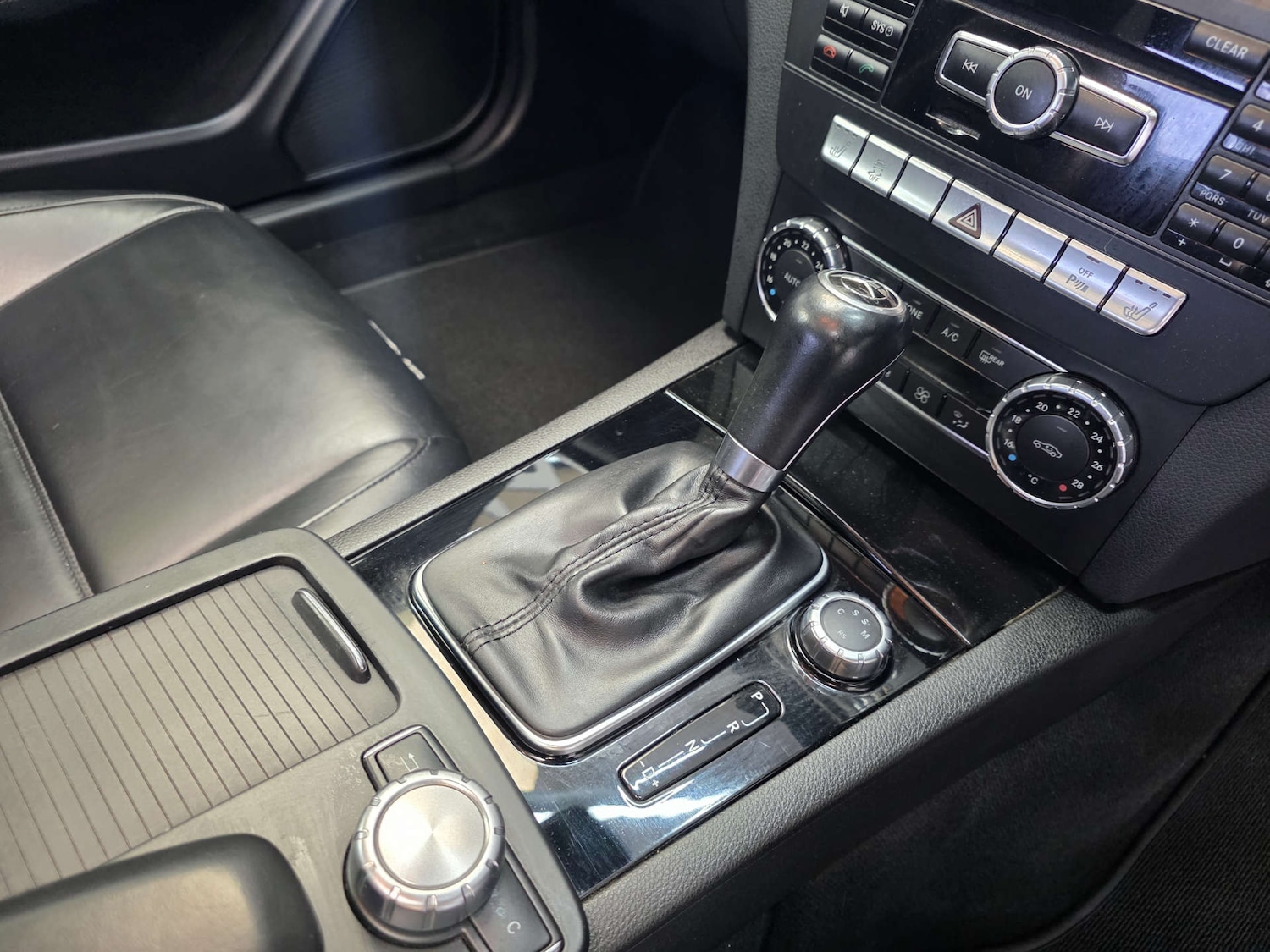 Used Mercedes-Benz C Class 2012 for sale - 76601943: Photo 11