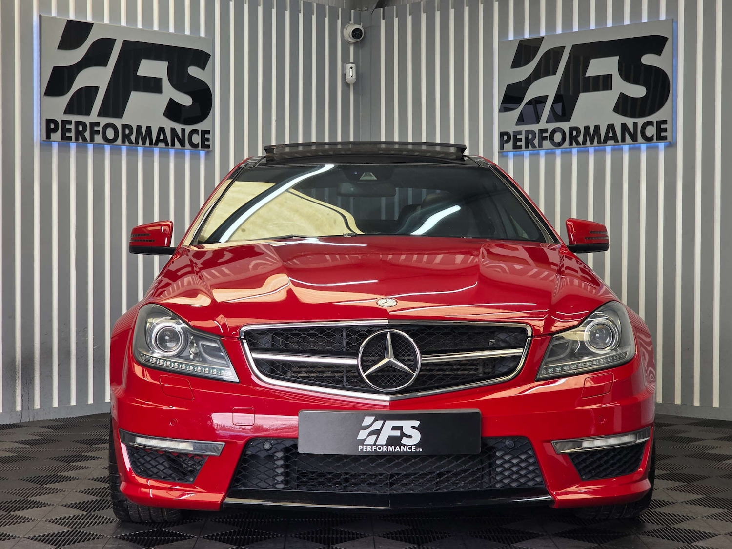 Used Mercedes-Benz C Class 2012 for sale - 76601943: Photo 2