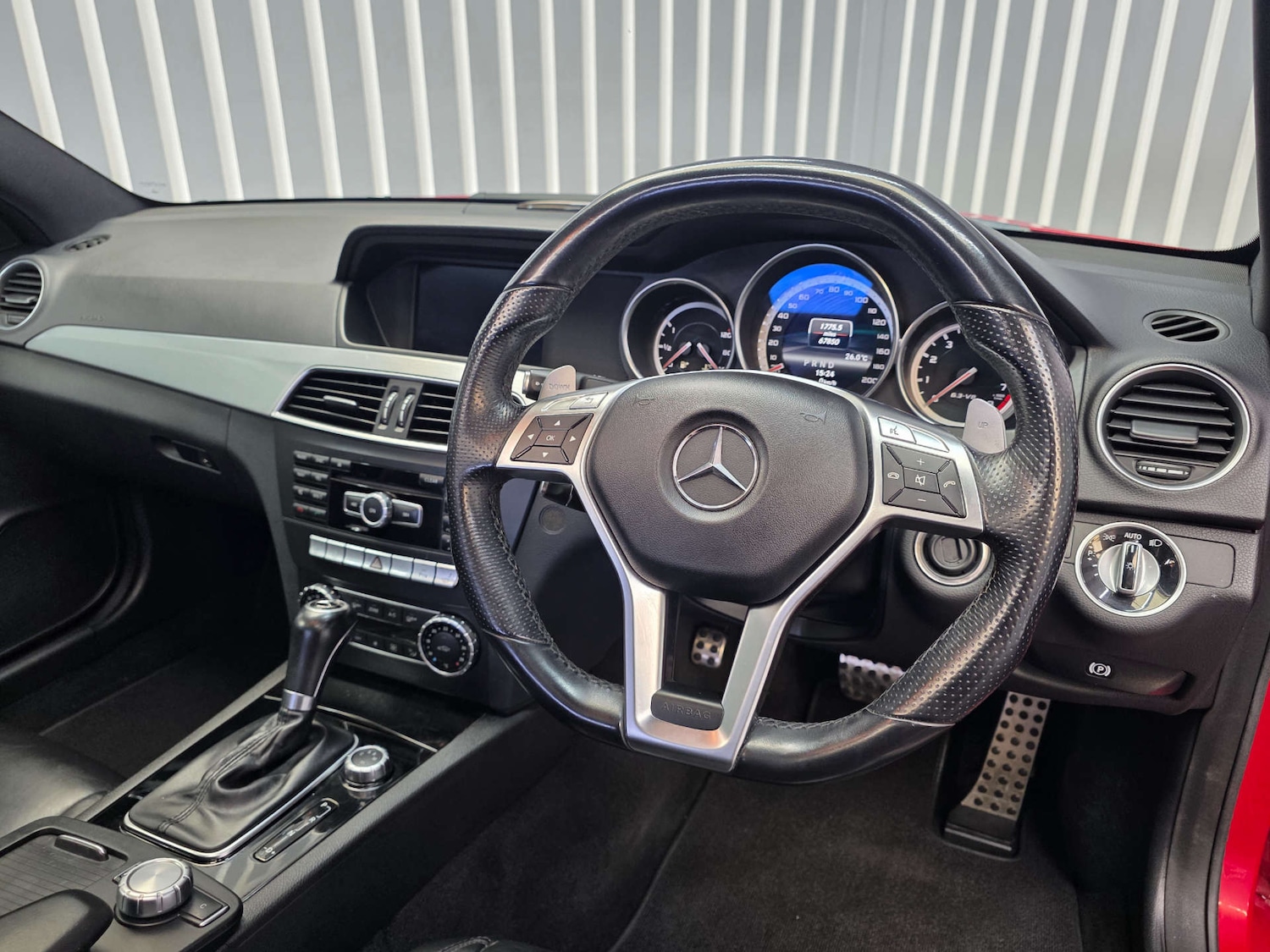 Used Mercedes-Benz C Class 2012 for sale - 76601943: Photo 35