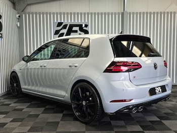 Used Volkswagen Golf 2018 for sale - 78315930: Photo