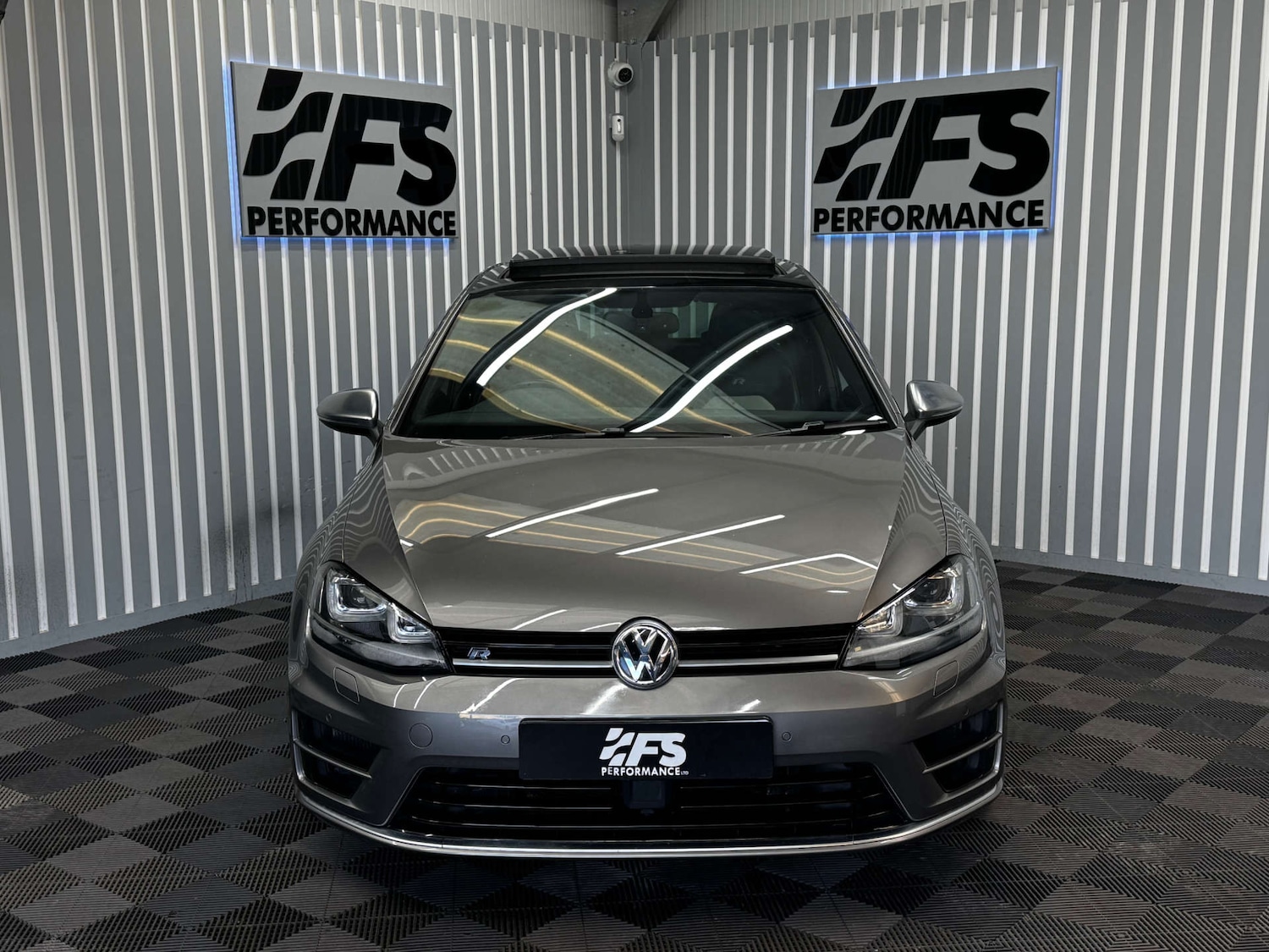 Used Volkswagen Golf 2015 for sale - 77236271: Photo 2