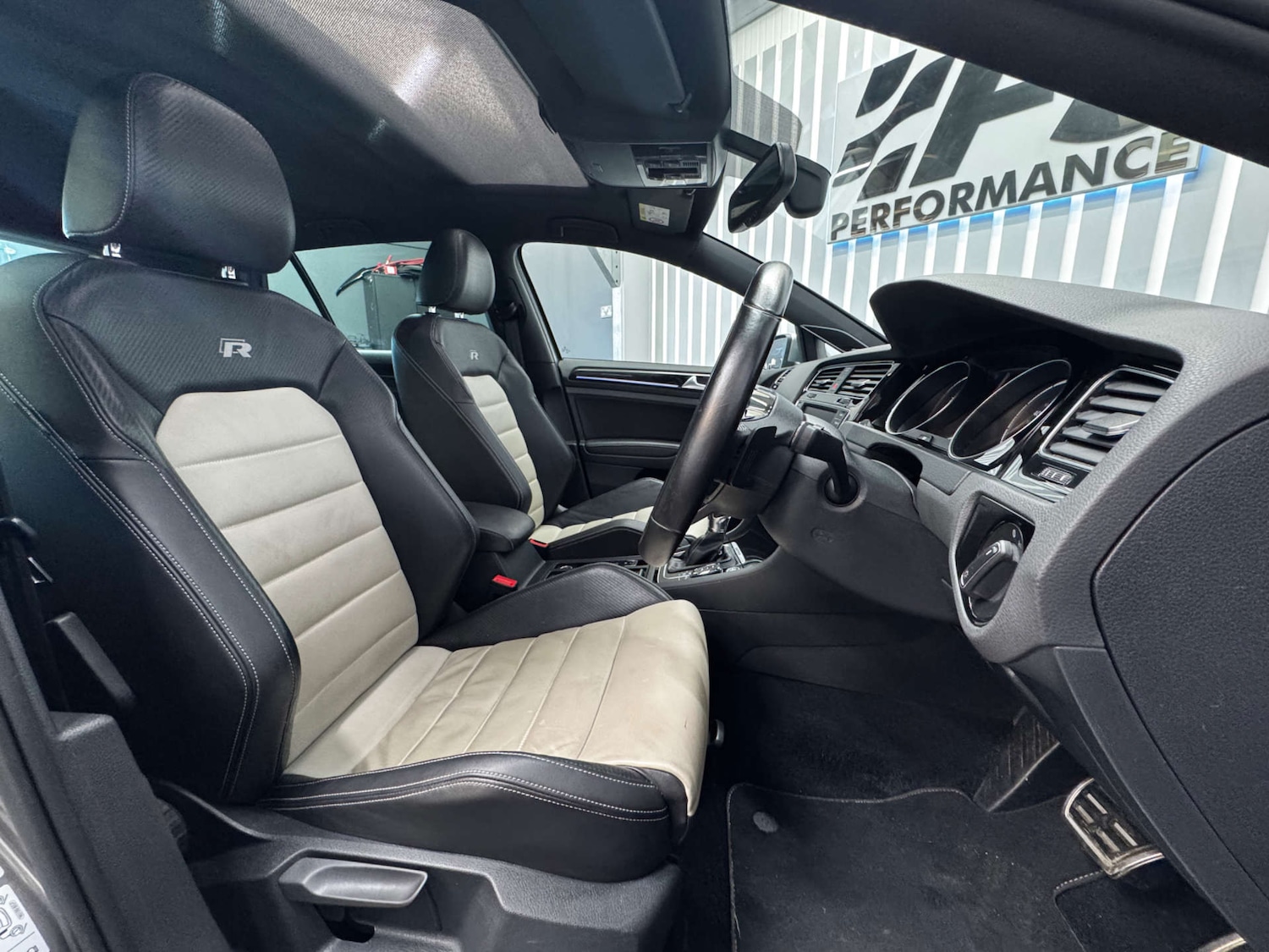 Used Volkswagen Golf 2015 for sale - 77236271: Photo 21