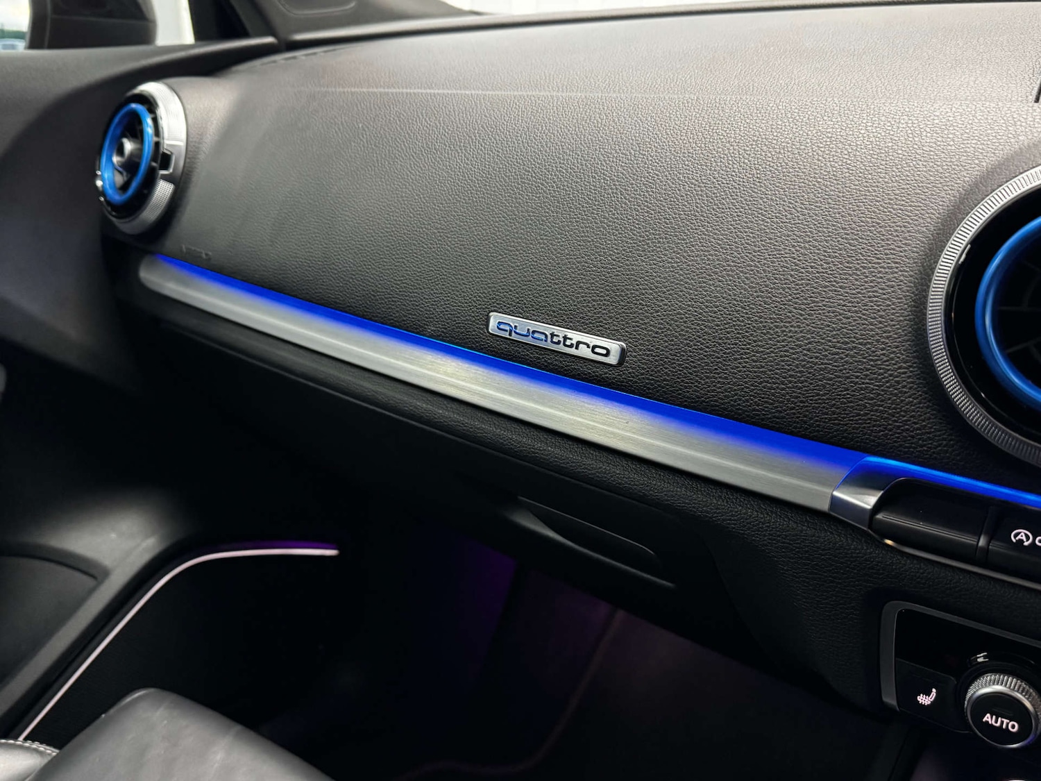 Used Audi S3 2017 for sale - 77704373: Photo 21