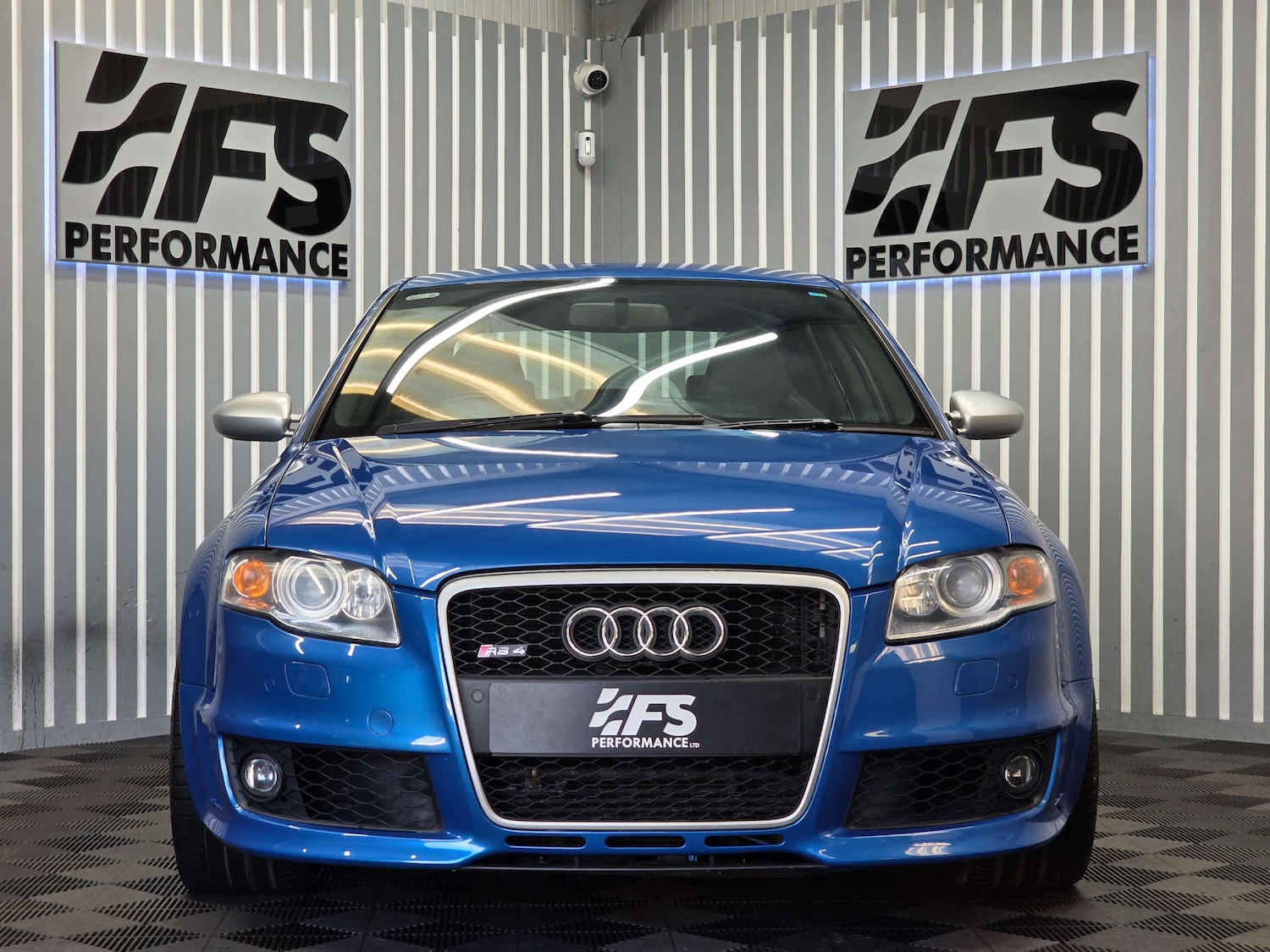 Used Audi RS4 2006 for sale - 76698062: Photo 2