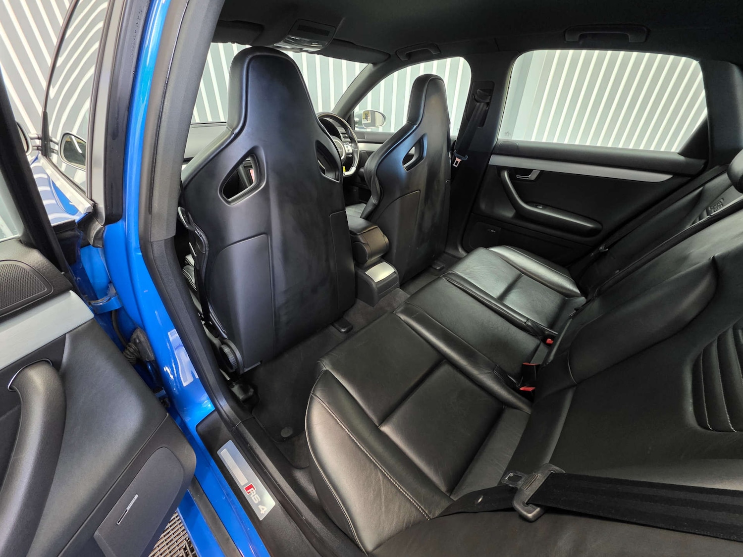 Used Audi RS4 2006 for sale - 76698062: Photo 27