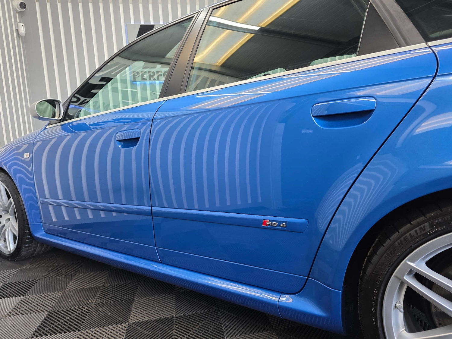 Used Audi RS4 2006 for sale - 76698062: Photo 35