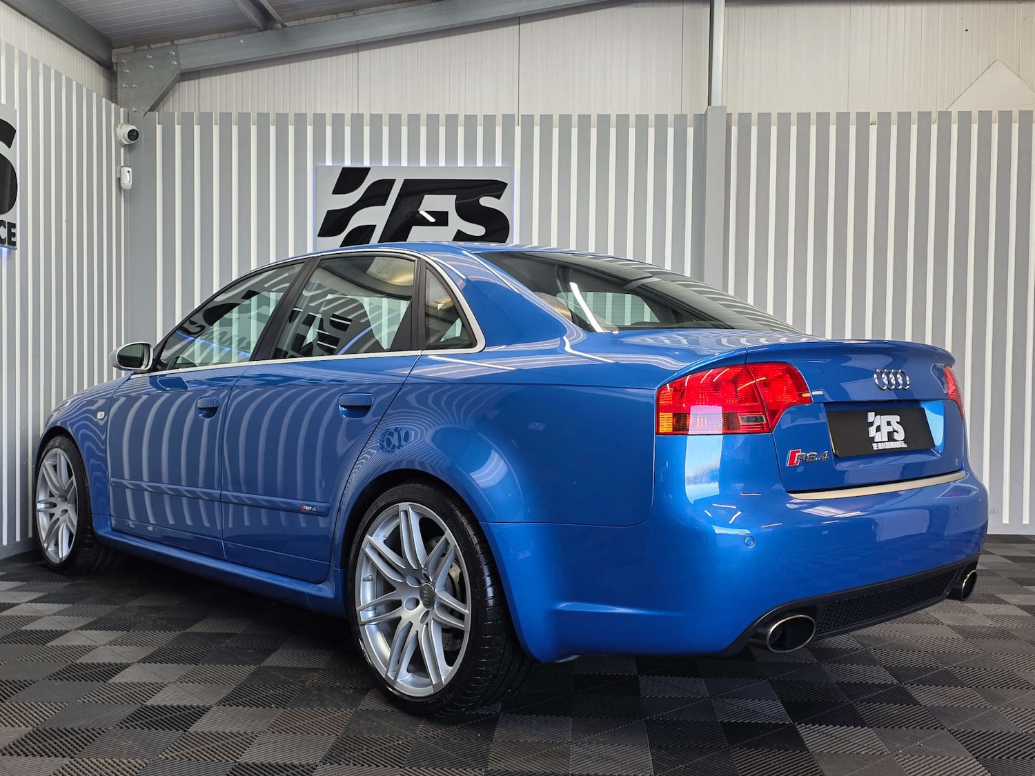 Used Audi RS4 2006 for sale - 76698062: Photo 4