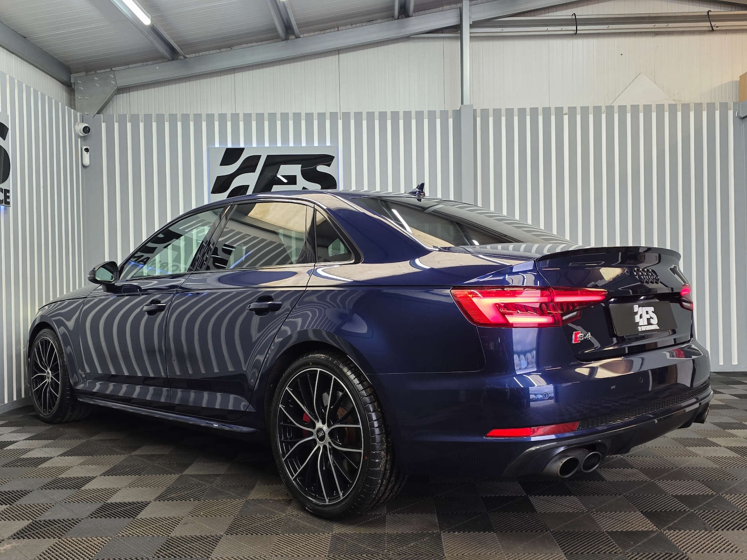 Used Audi S4 2017 for sale - 77535050: Photo 4