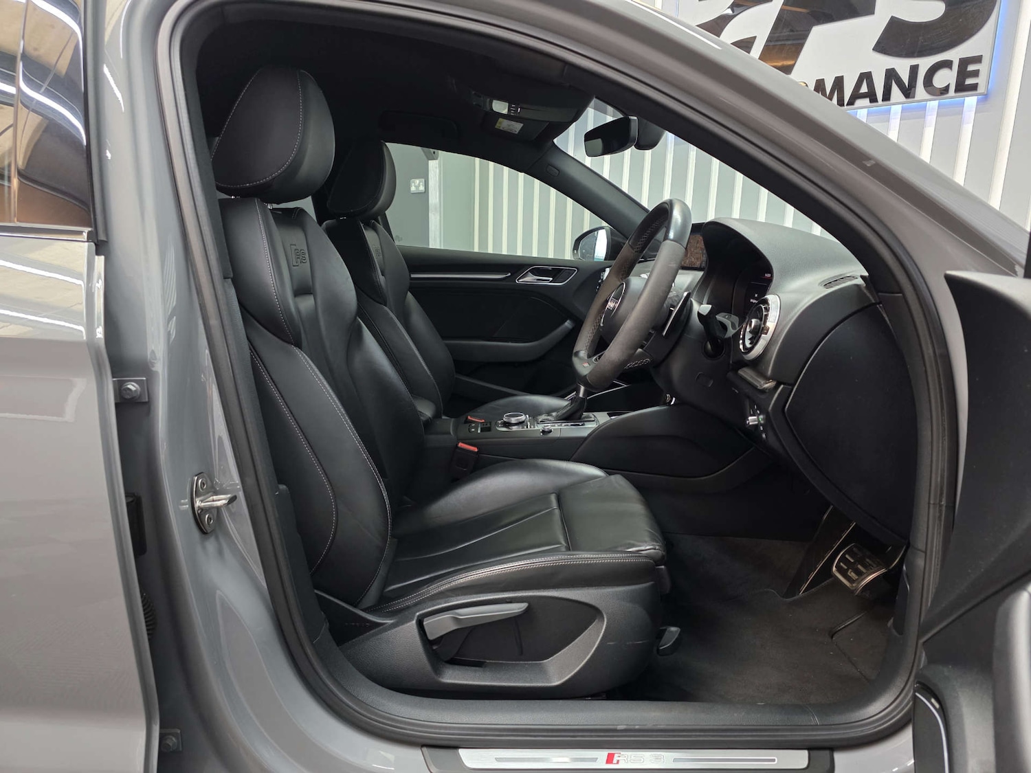 Used Audi RS3 2020 for sale - 78186886: Photo 38