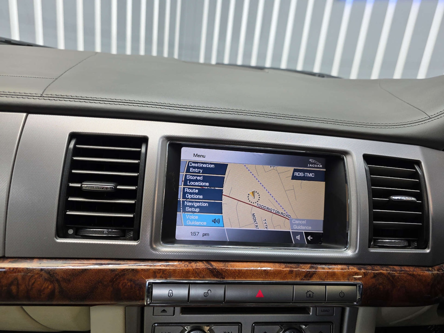 Used Jaguar XF 2010 for sale - 77583903: Photo 11