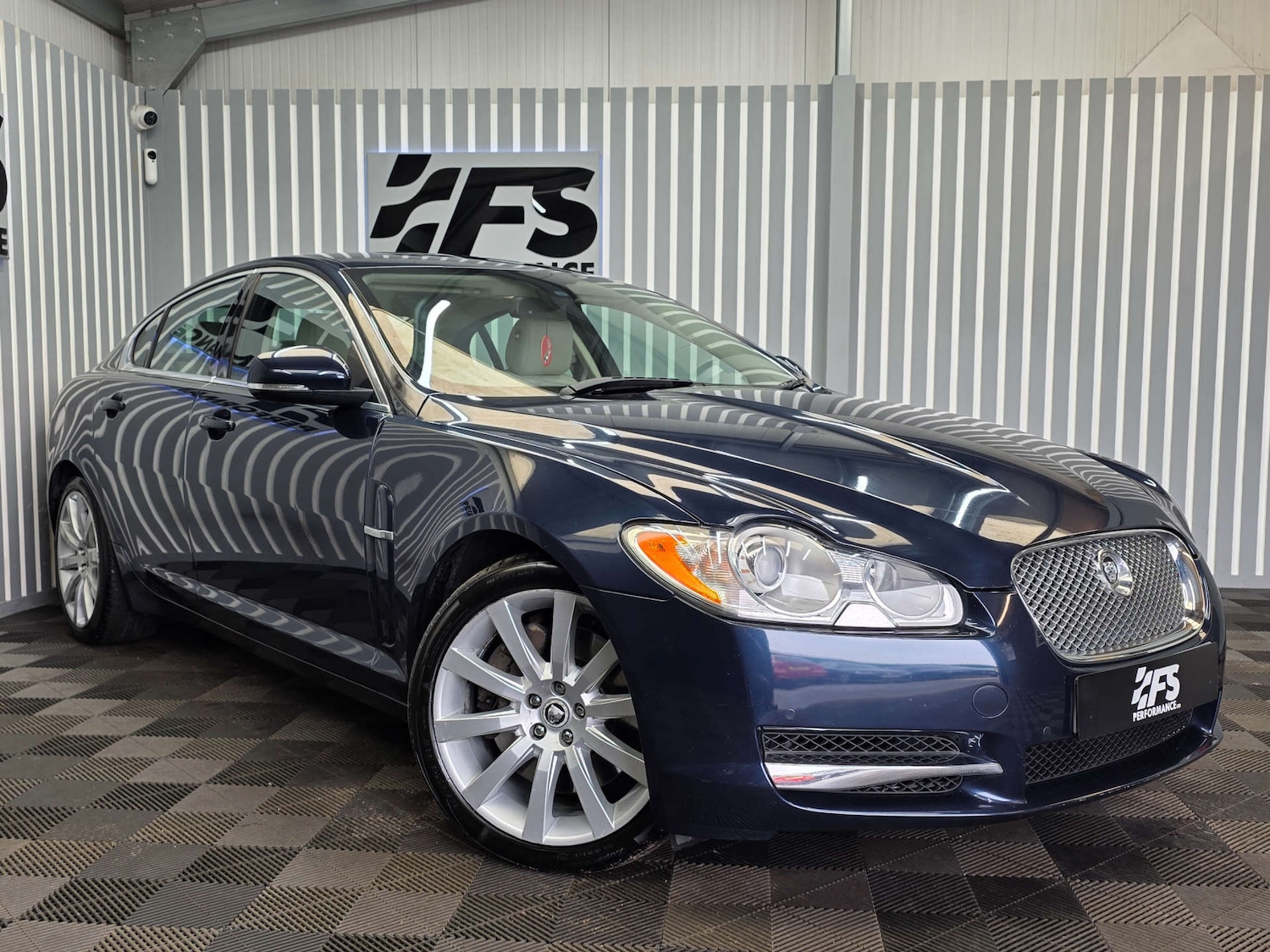 Used Jaguar XF 2010 for sale - 77583903: Photo 29