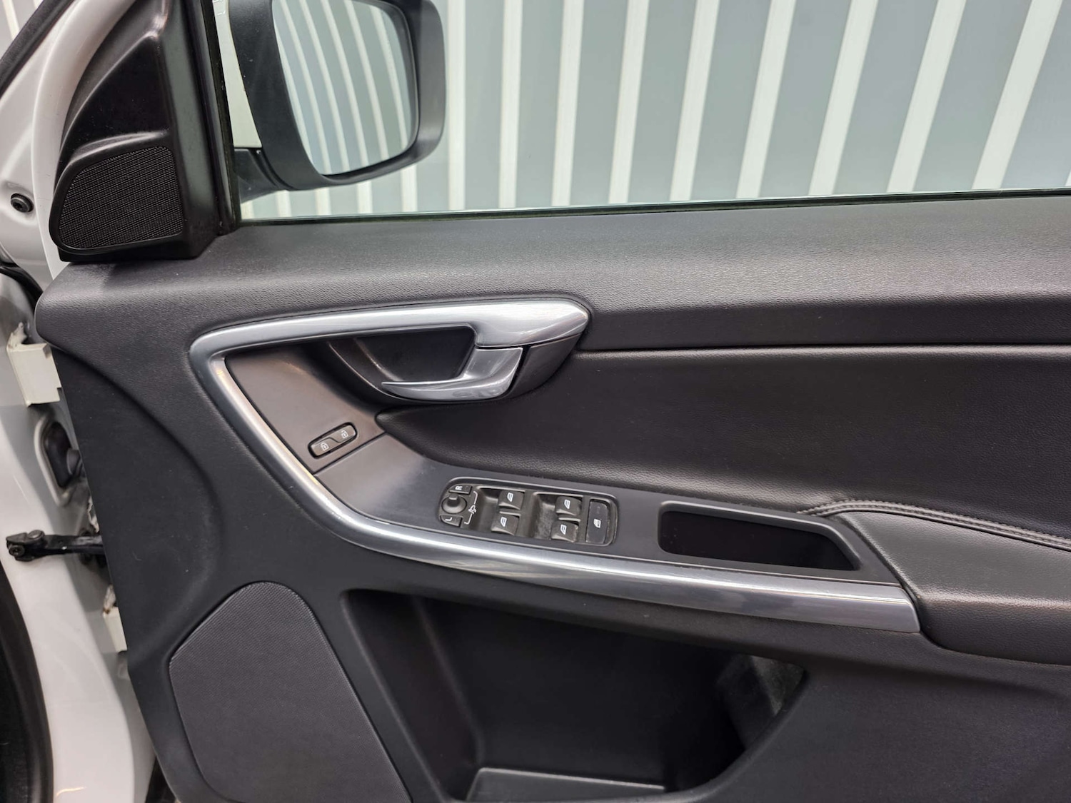 Used Volvo XC60 2015 for sale - 76829767: Photo 41