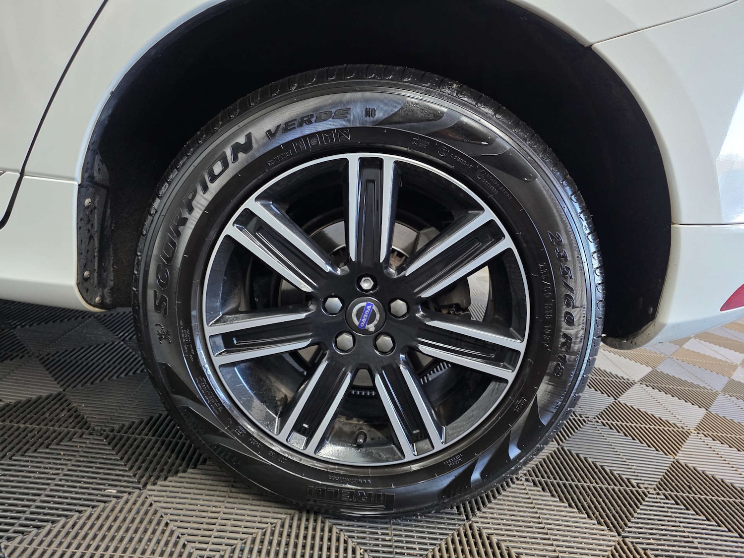 Used Volvo XC60 2015 for sale - 76829767: Photo 45